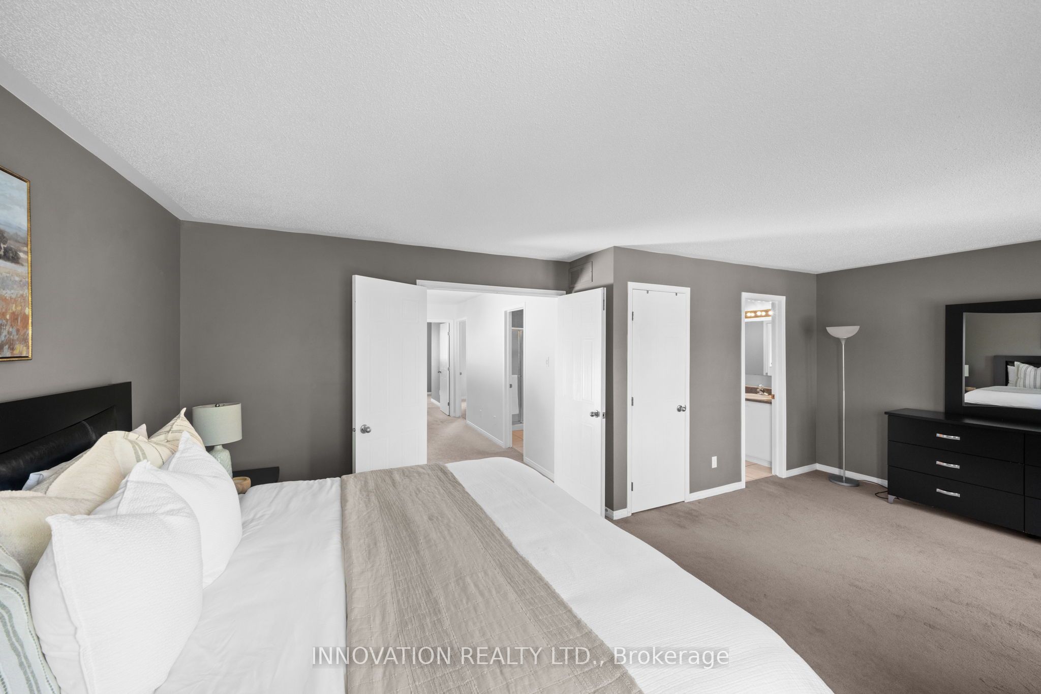 37 Chantilly Gate Property Photo 17