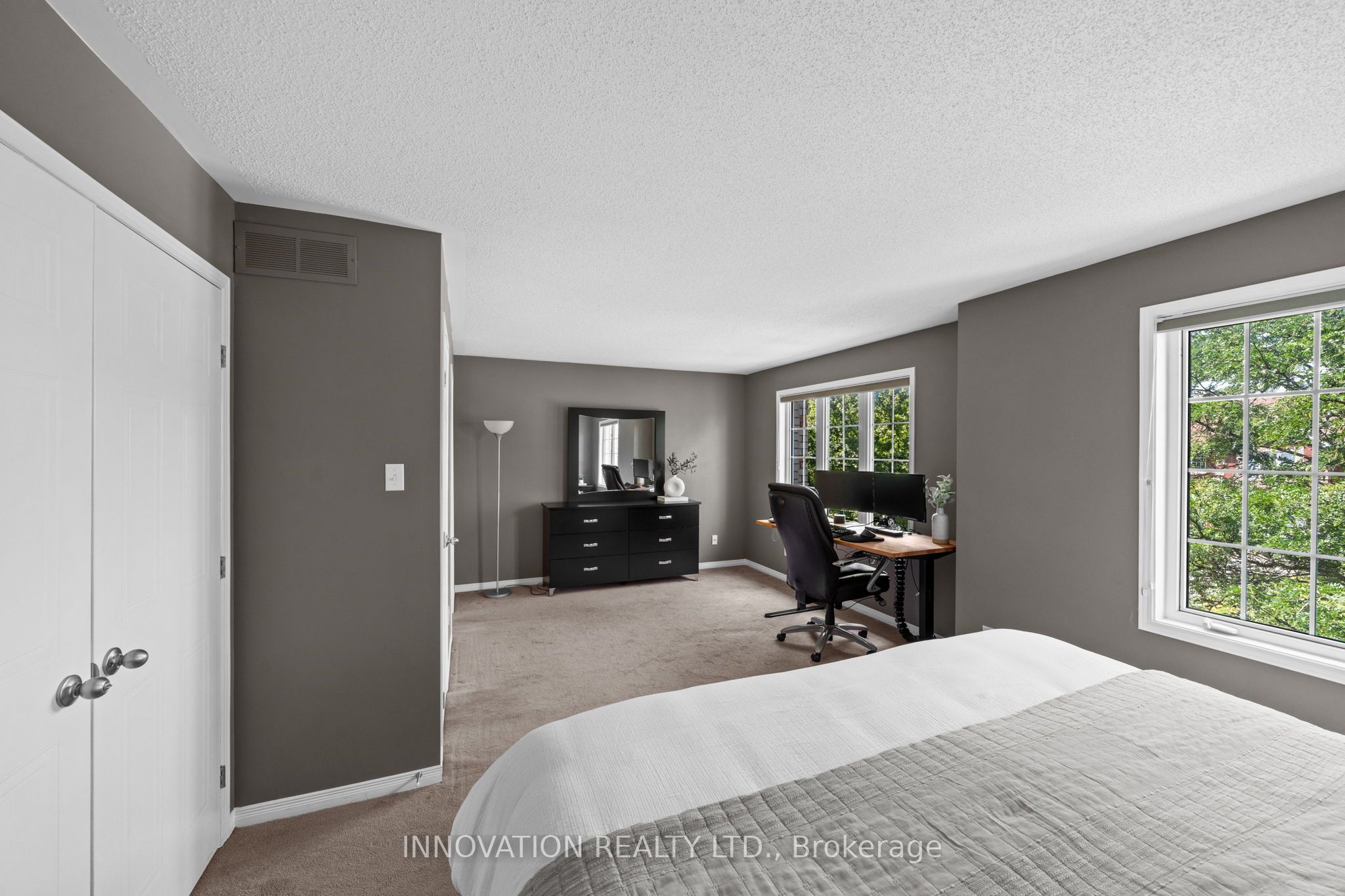37 Chantilly Gate Property Photo 18