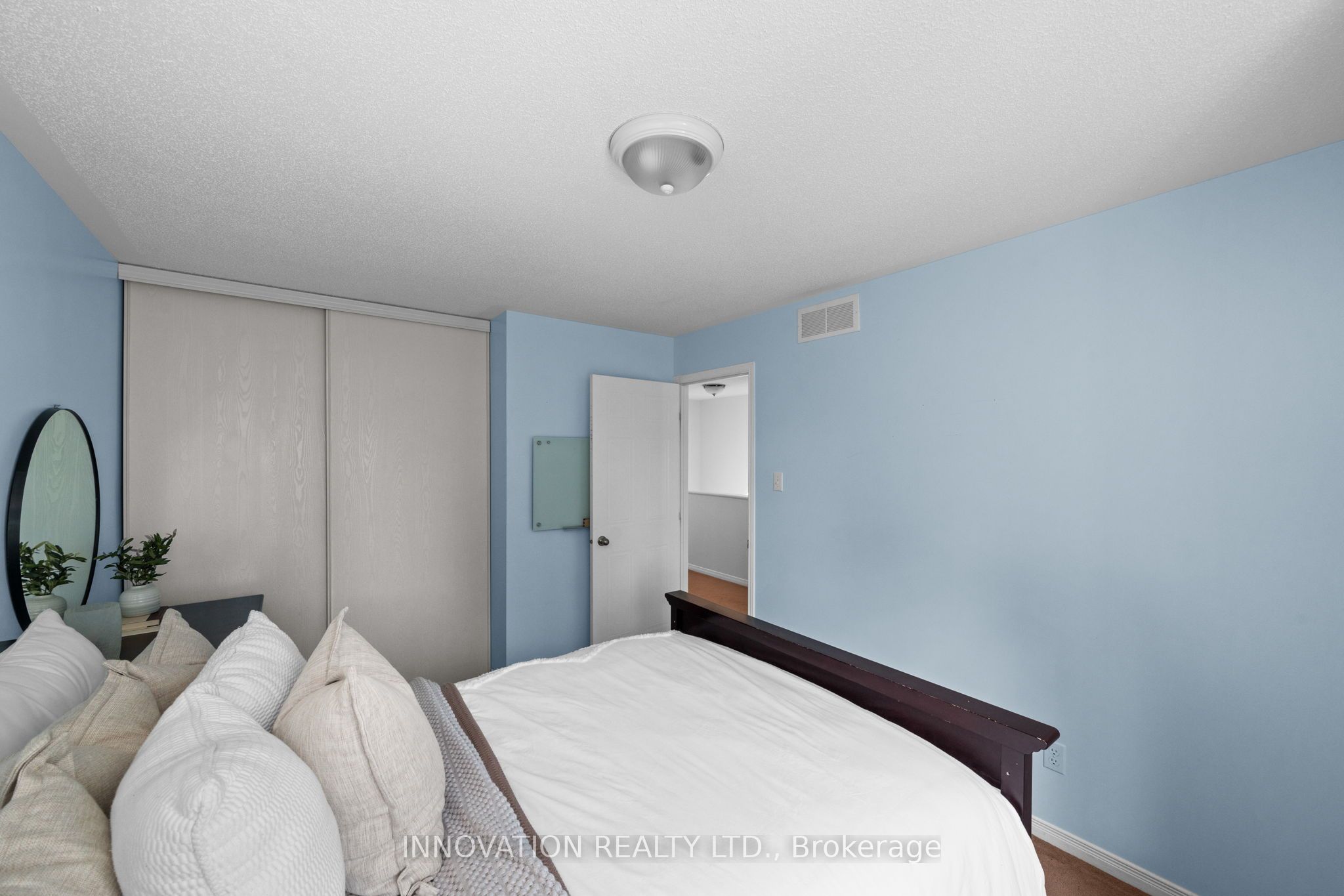 37 Chantilly Gate Property Photo 25