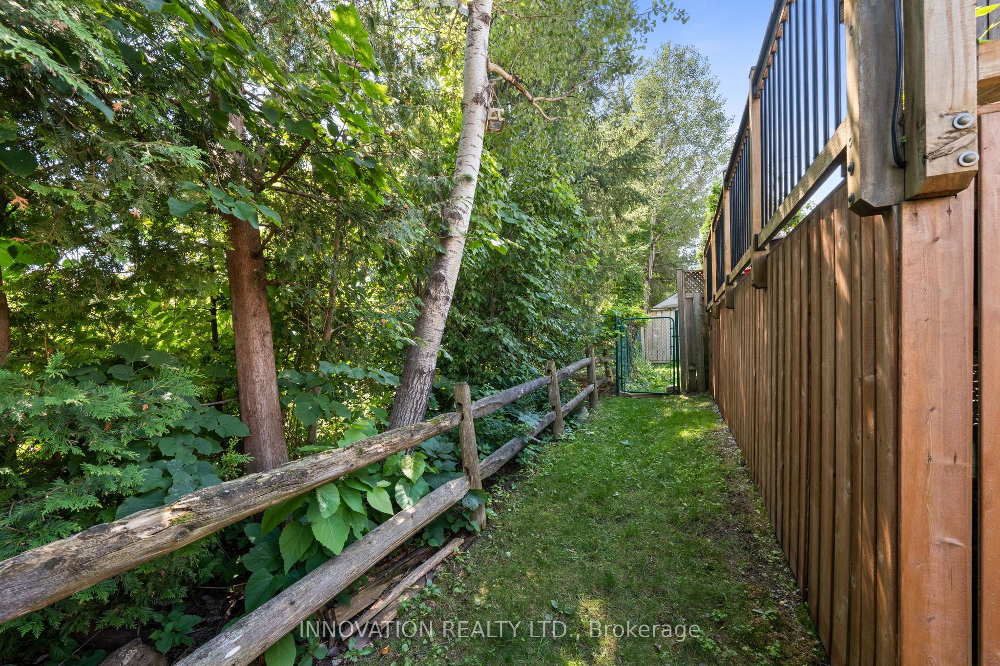 37 Chantilly Gate Property Photo 33