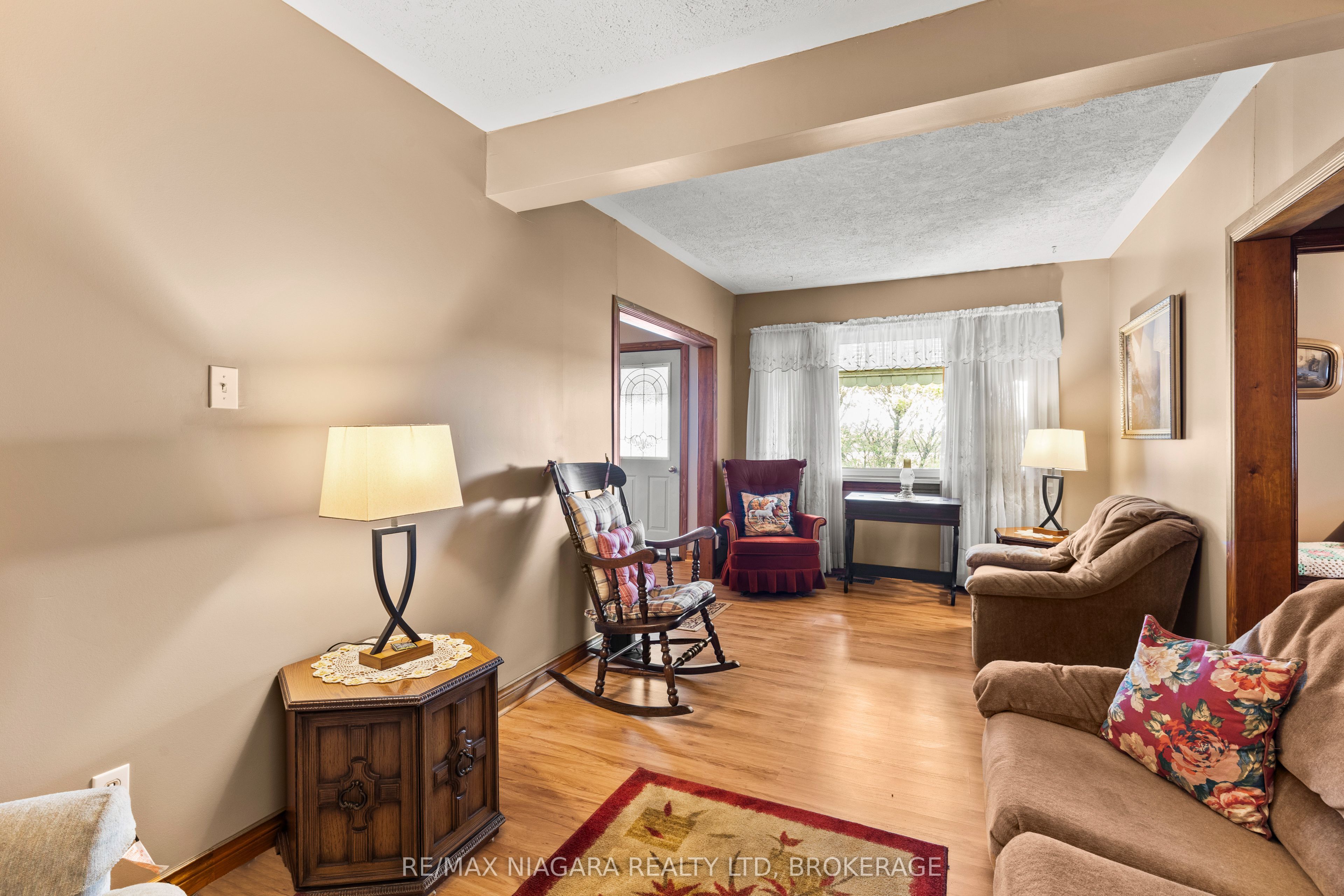 2249 North Shore Drive Property Photo 11