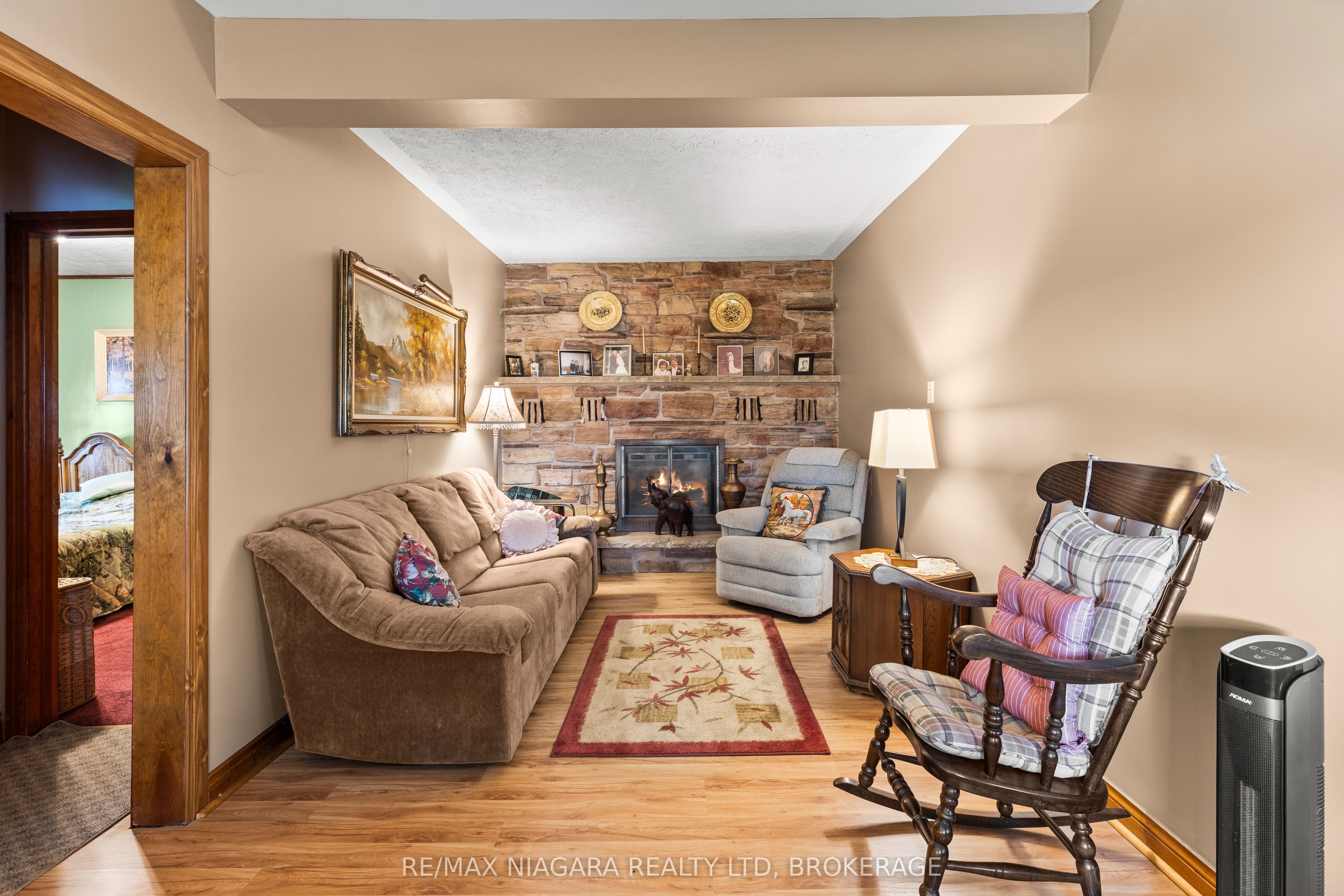 2249 North Shore Drive Property Photo 12