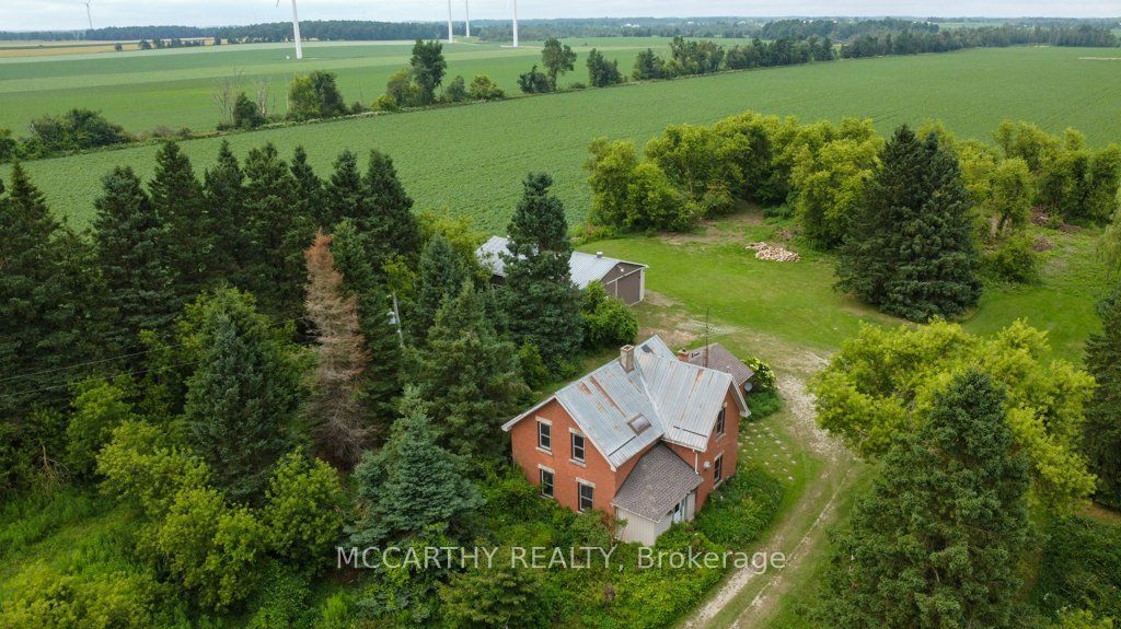 116239 2nd Line S Property Photo 2