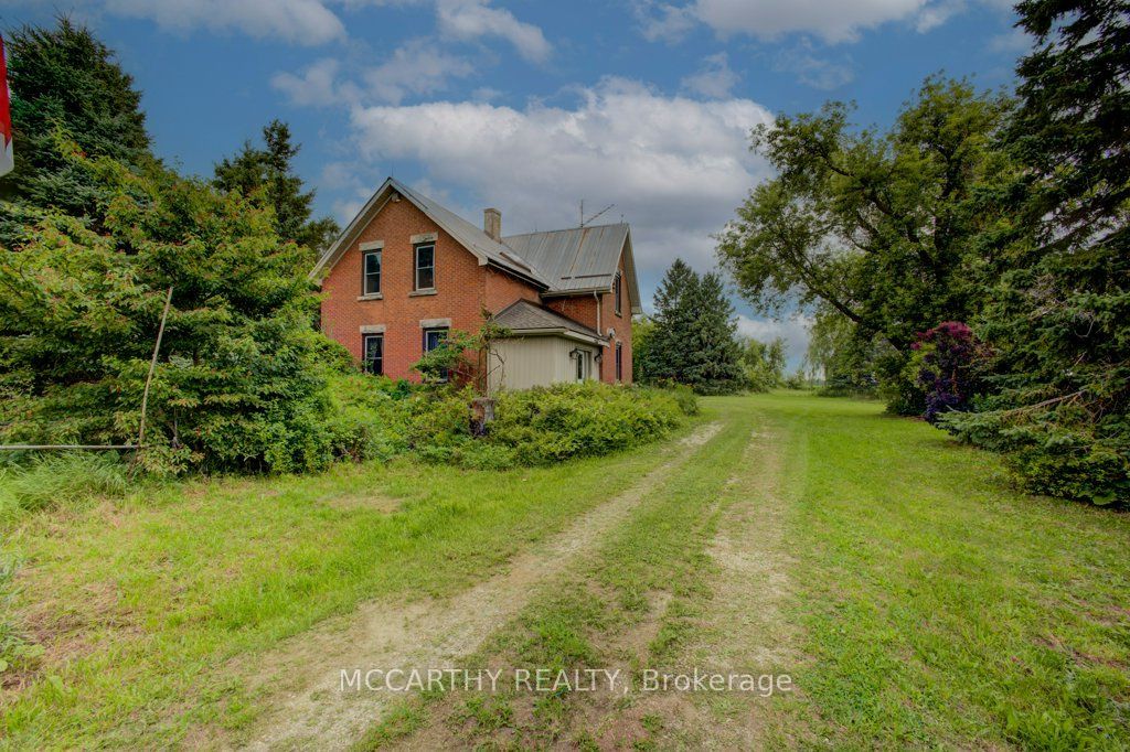 116239 2nd Line S Property Photo 5