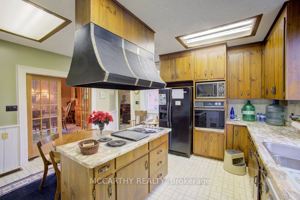 116239 2nd Line S Property Photo 14