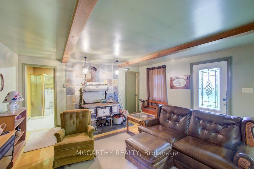 116239 2nd Line S Property Photo 24