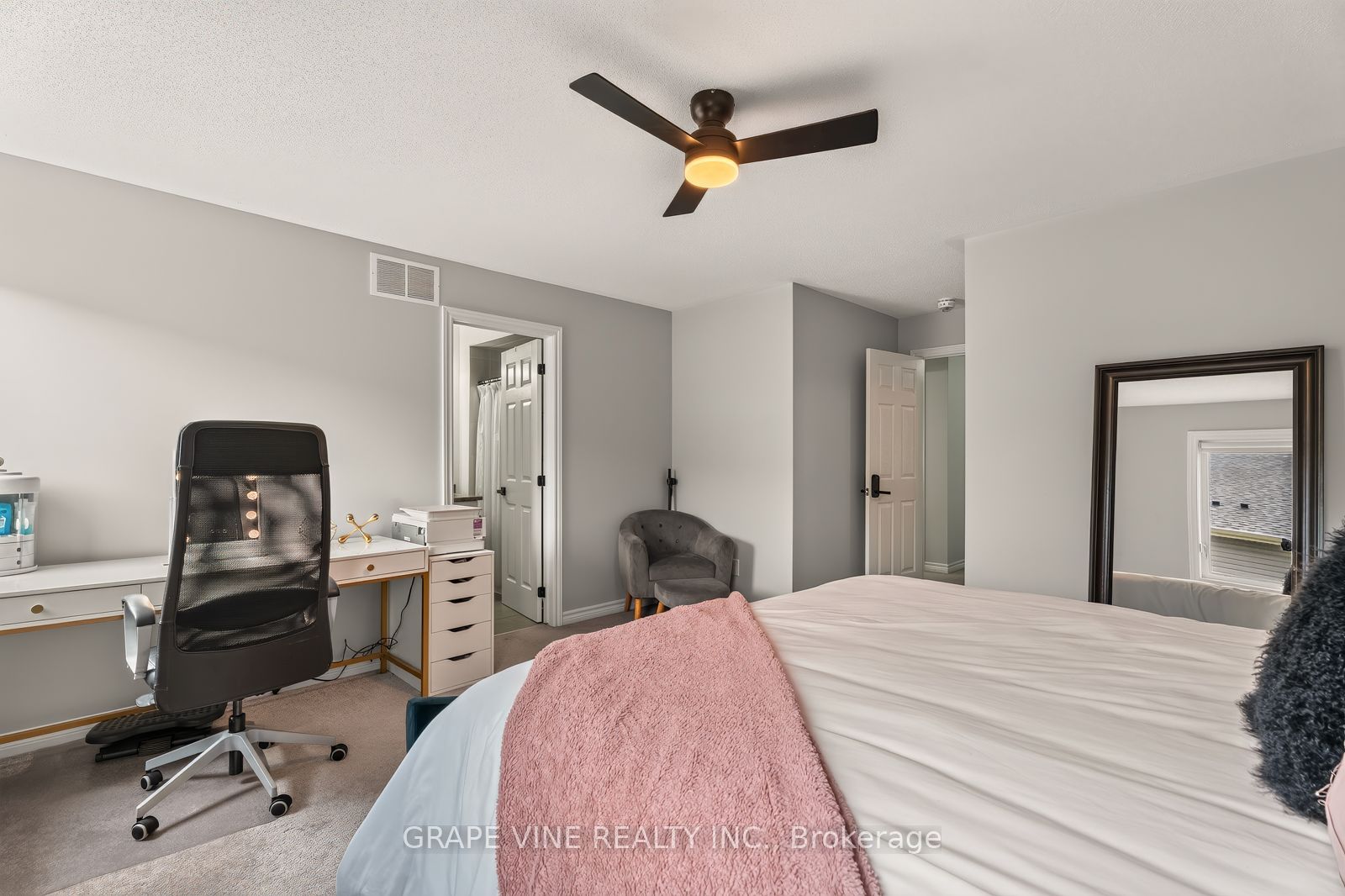 3566 River Run Avenue Property Photo 21