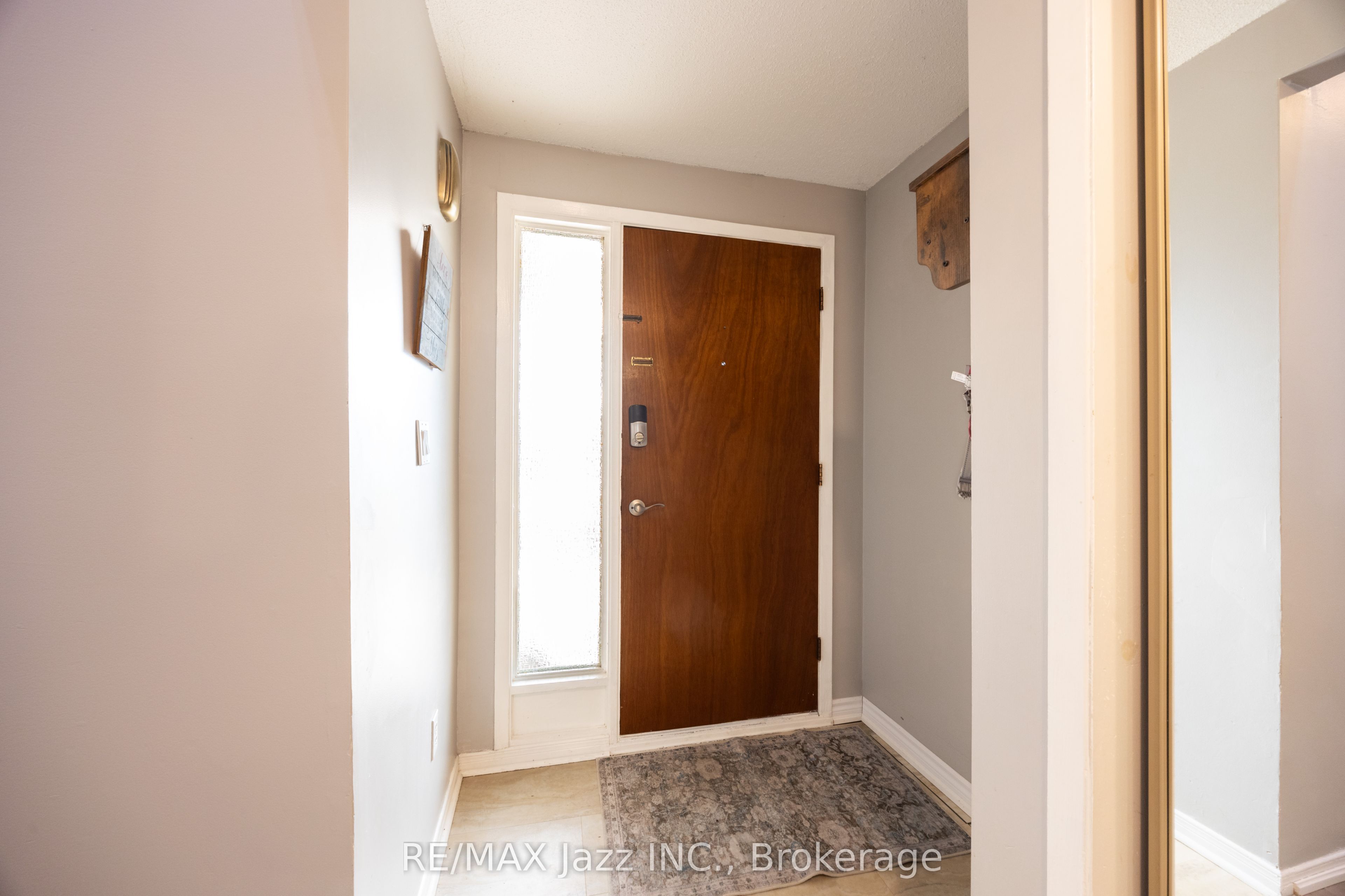 62 Crossley Drive Property Photo 8