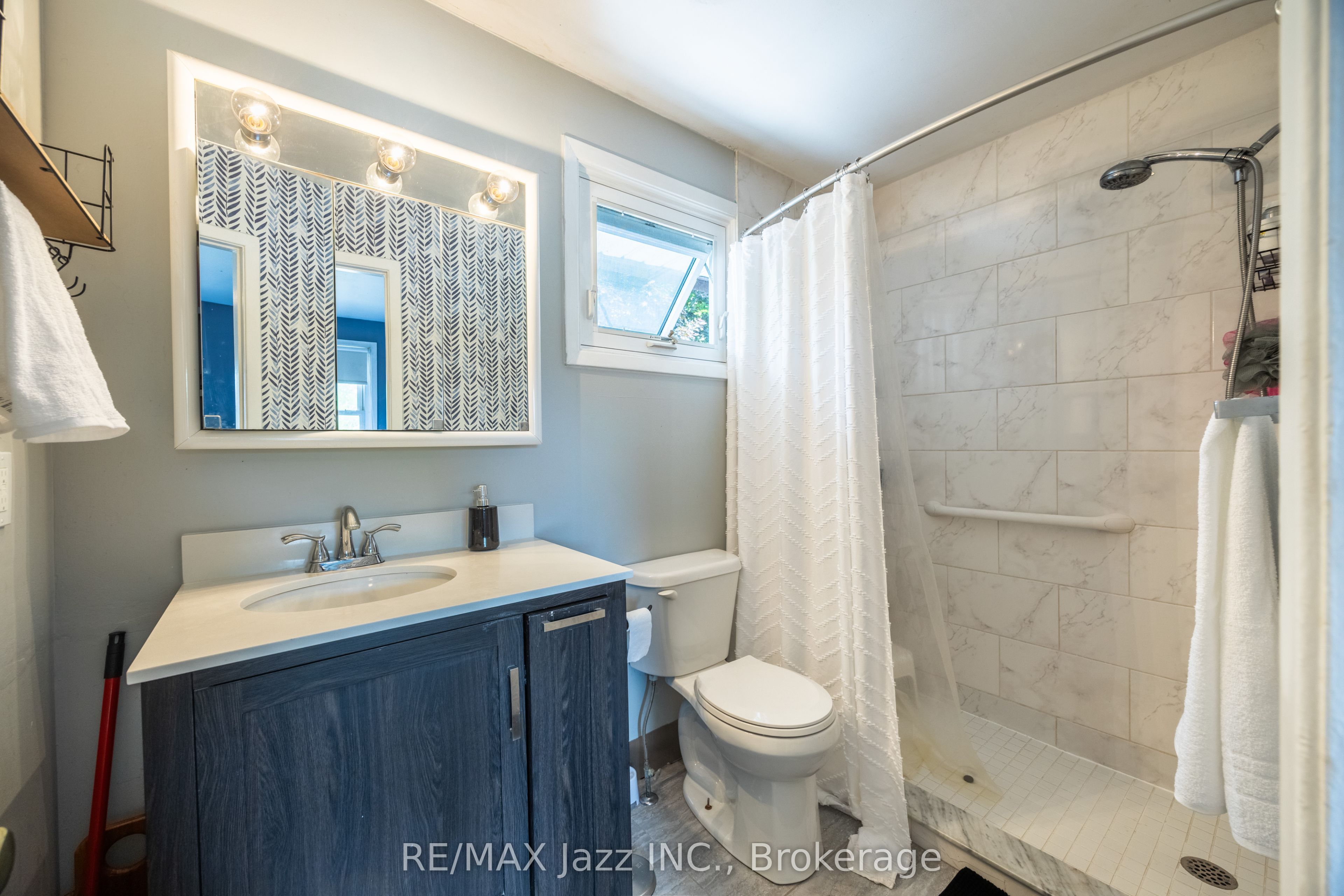 62 Crossley Drive Property Photo 26