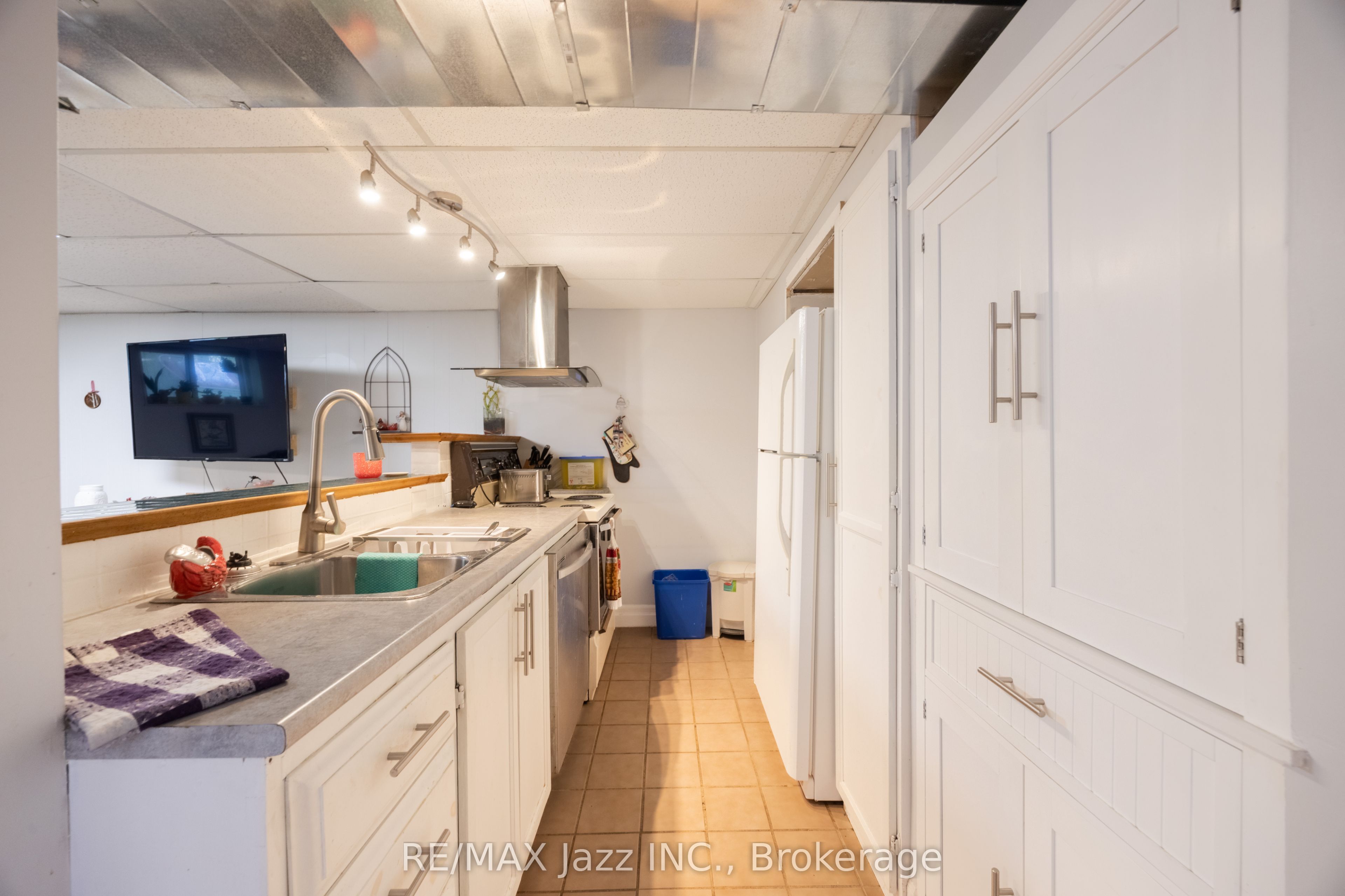 62 Crossley Drive Property Photo 30