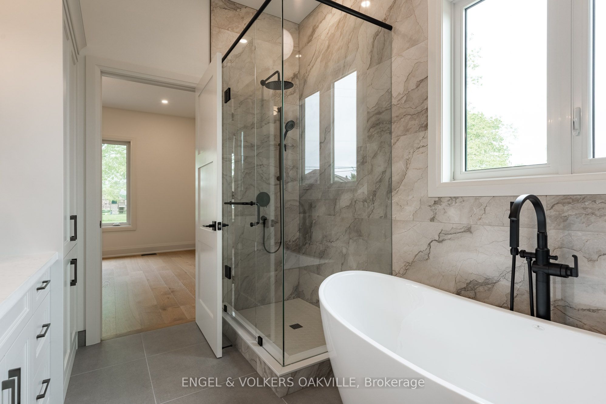 727 Warner Road Property Photo 18