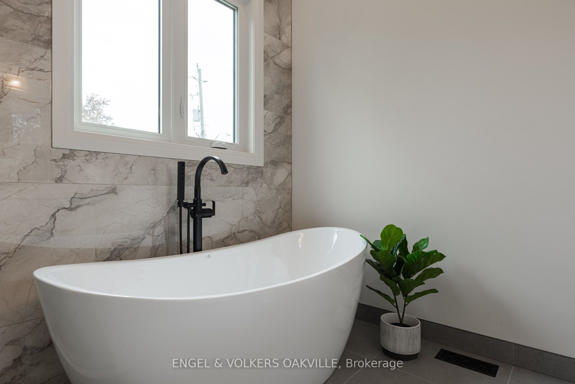 727 Warner Road Property Photo 19
