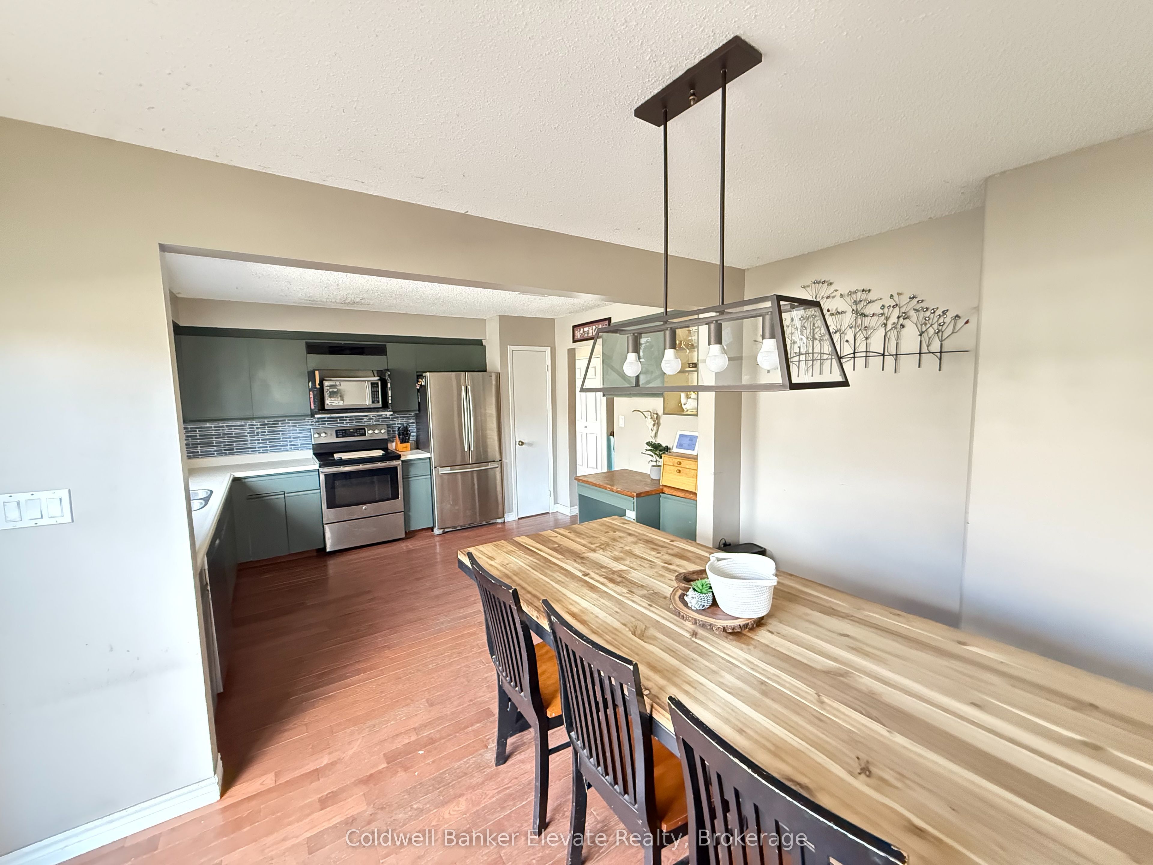 1860 7th Avenue W Property Photo 7
