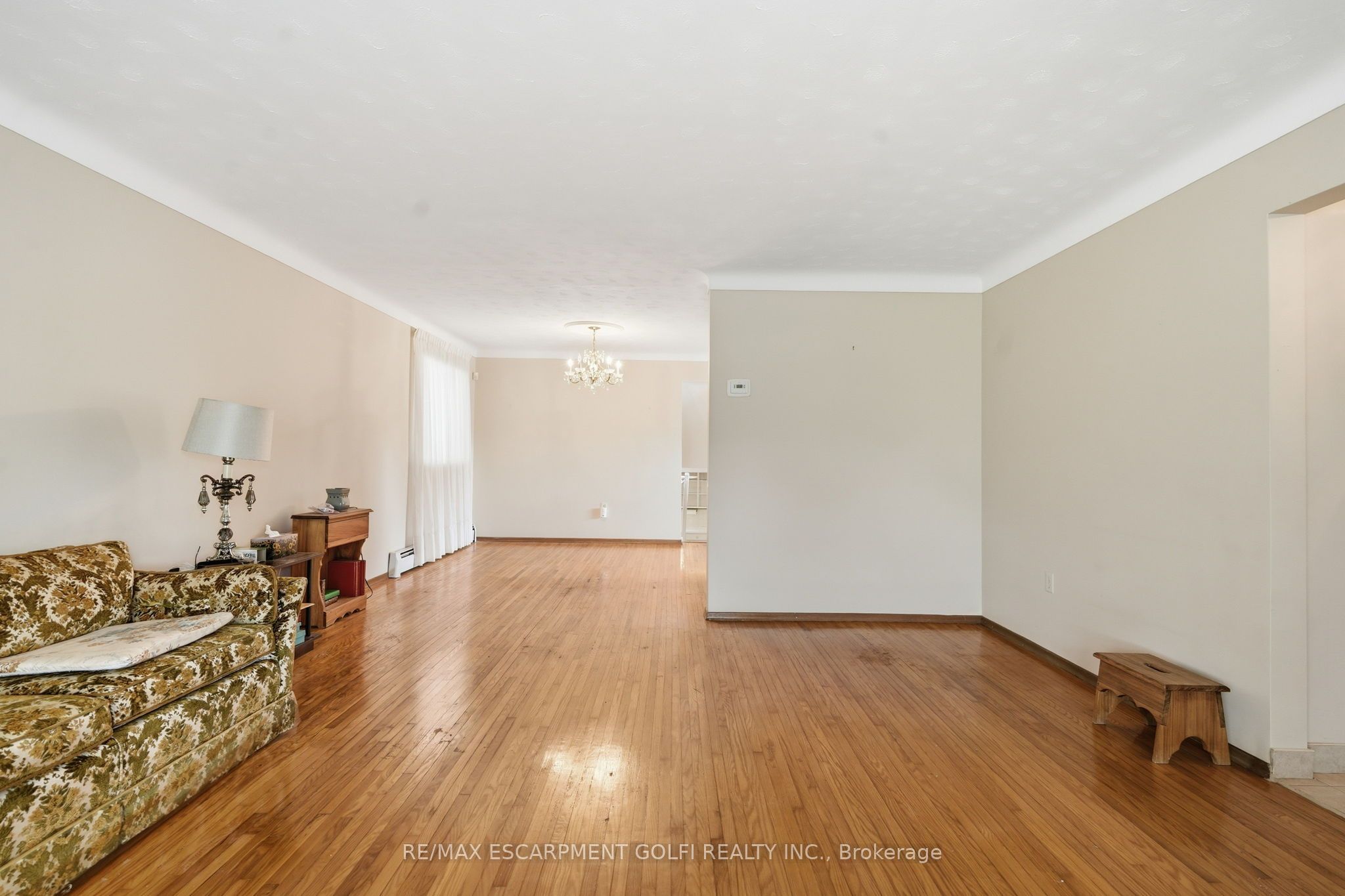 5742 Stanley Avenue Property Photo 3