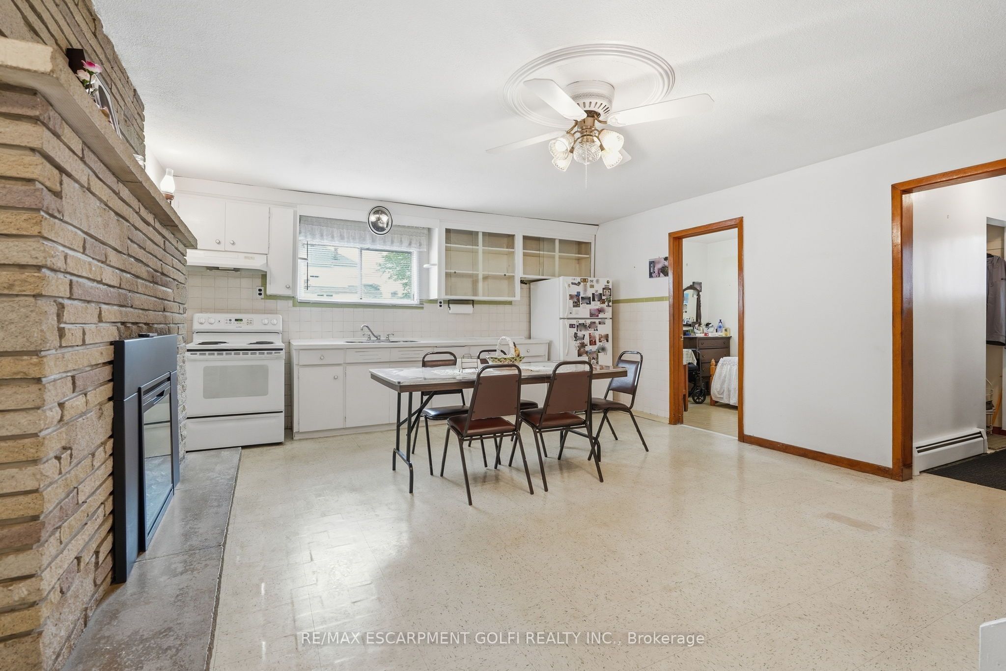 5742 Stanley Avenue Property Photo 6
