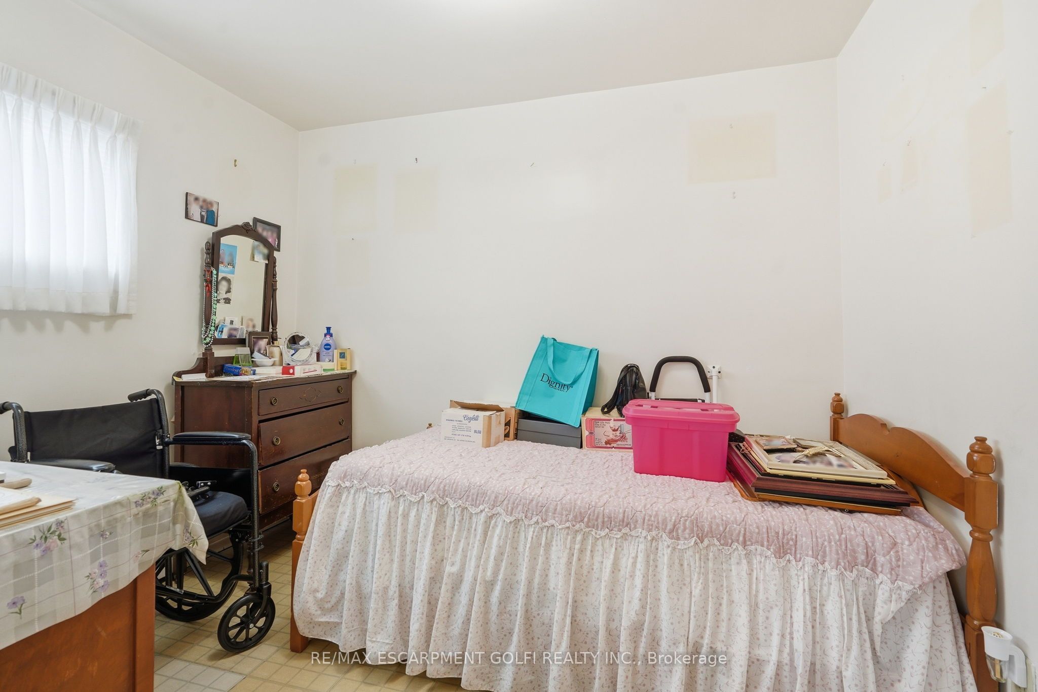 5742 Stanley Avenue Property Photo 8