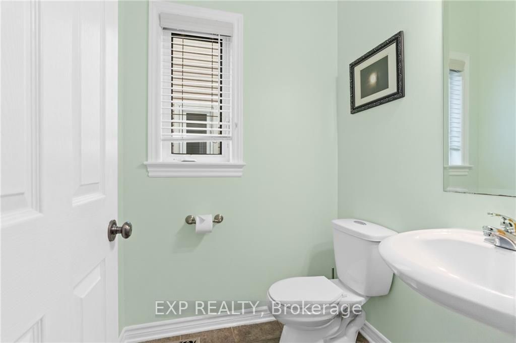 254 Flodden Way Property Photo 4