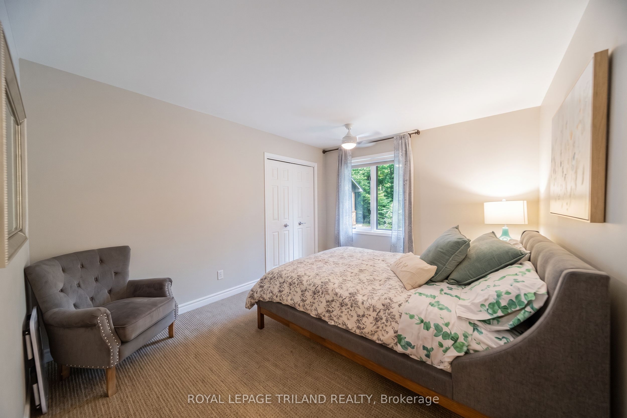 10498 Pinetree Drive Property Photo 28