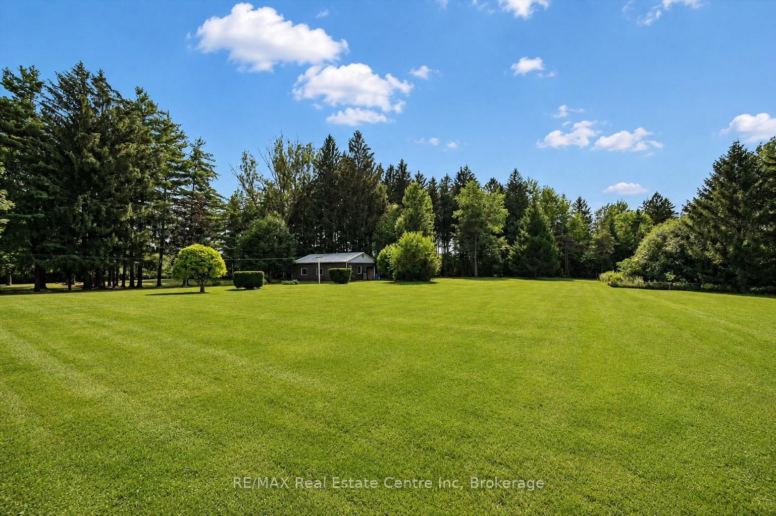 762 Eramosa Road Property Photo 6