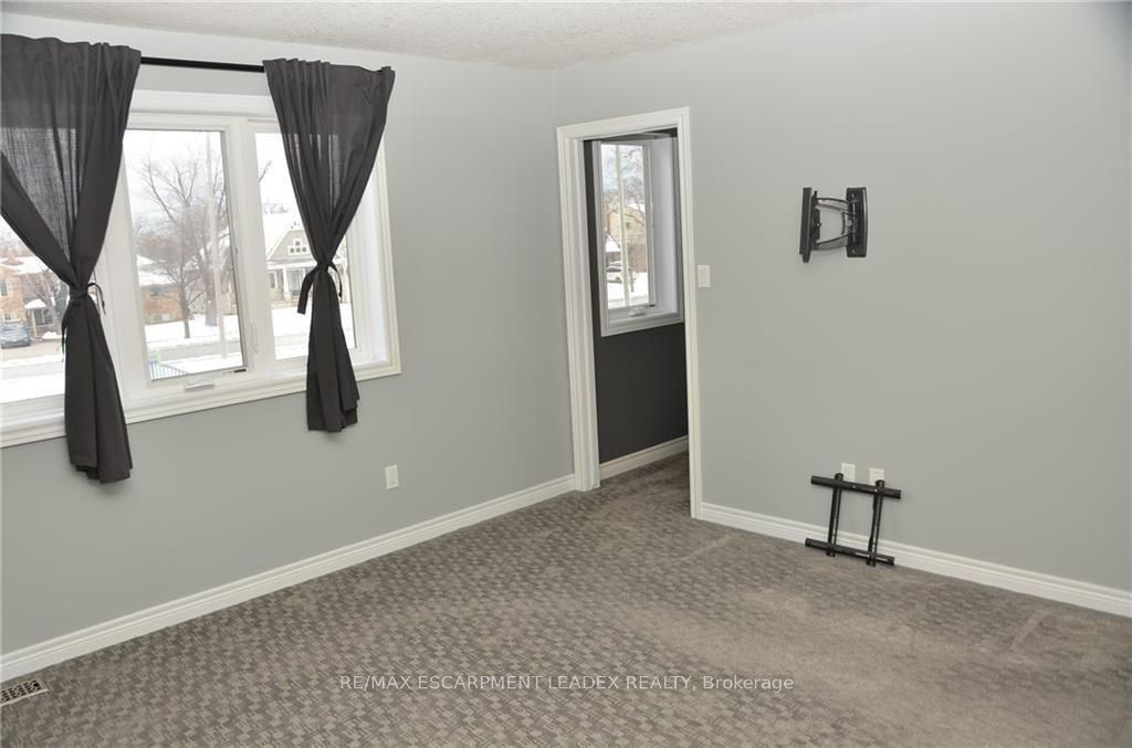 380 Lake Street 43 Property Photo 24