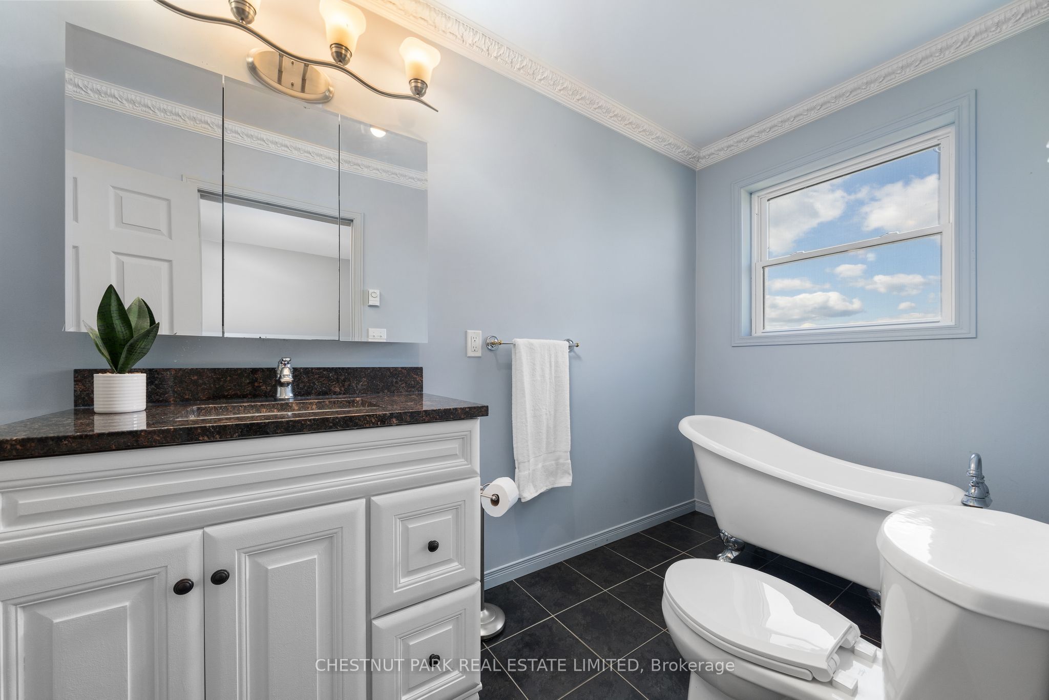 1253 Babylon Road Property Photo 23