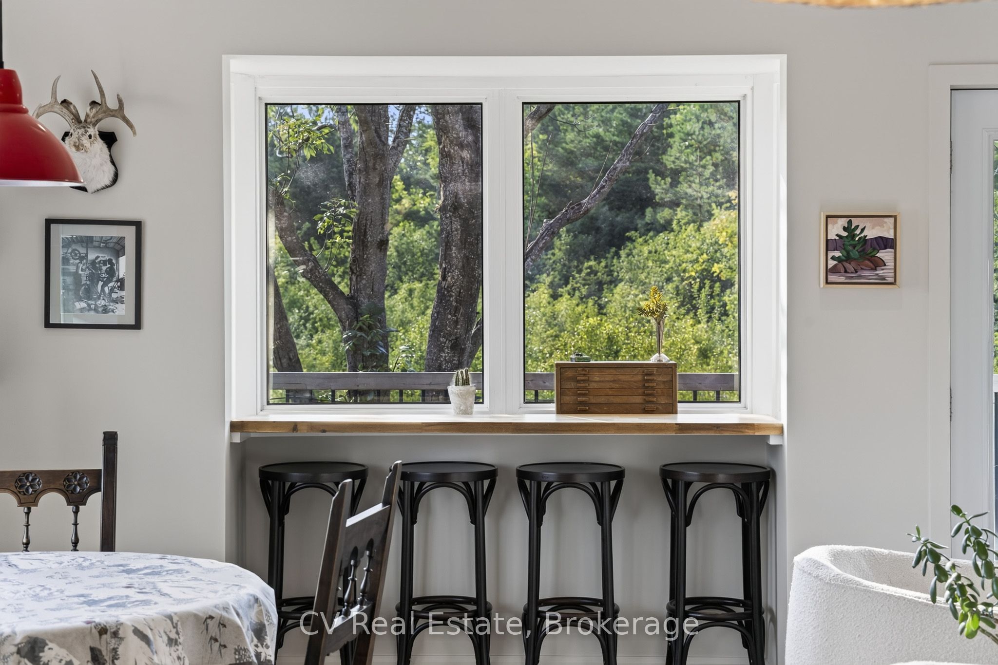 110 John Street Property Photo 8
