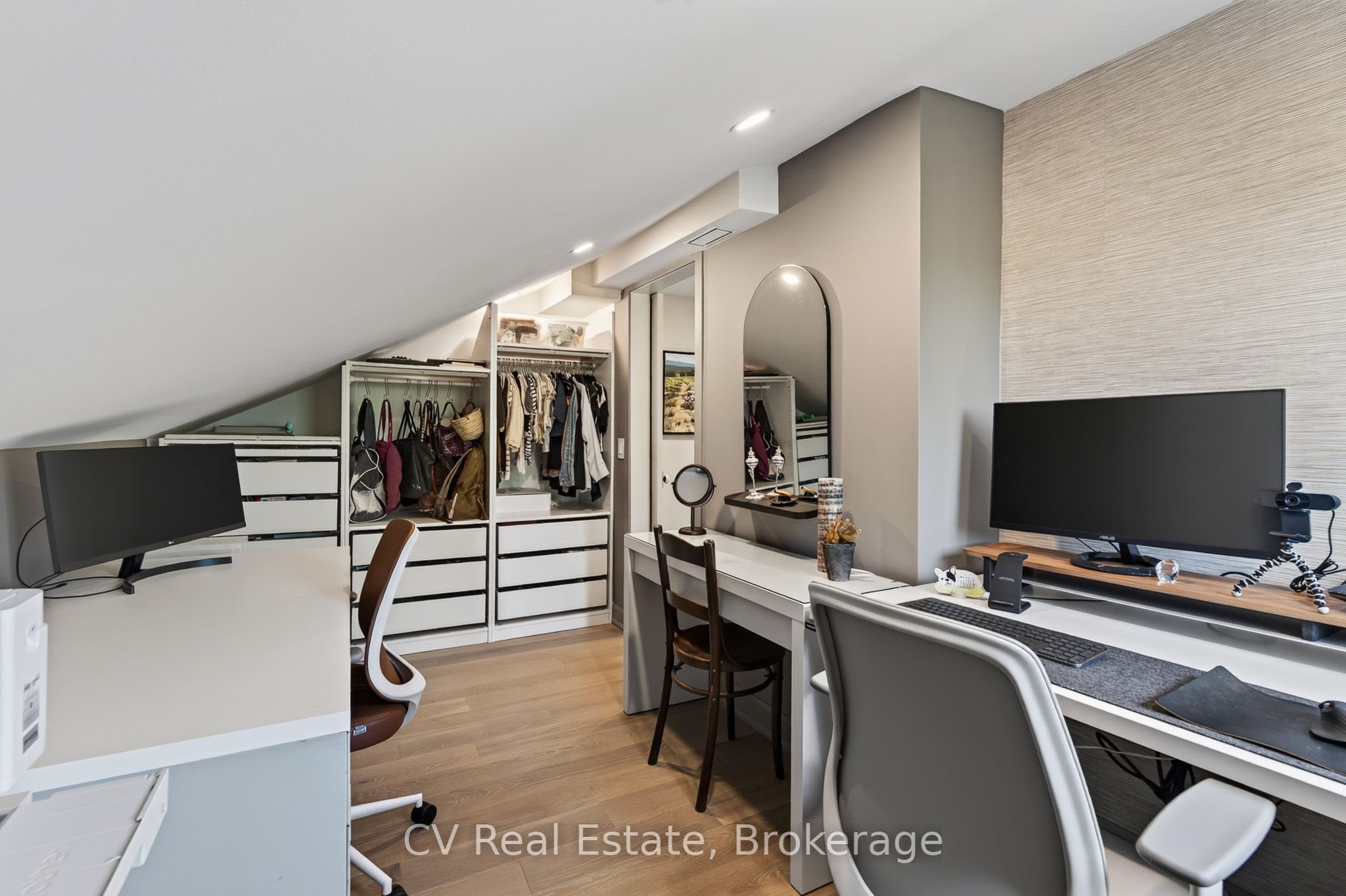 110 John Street Property Photo 23