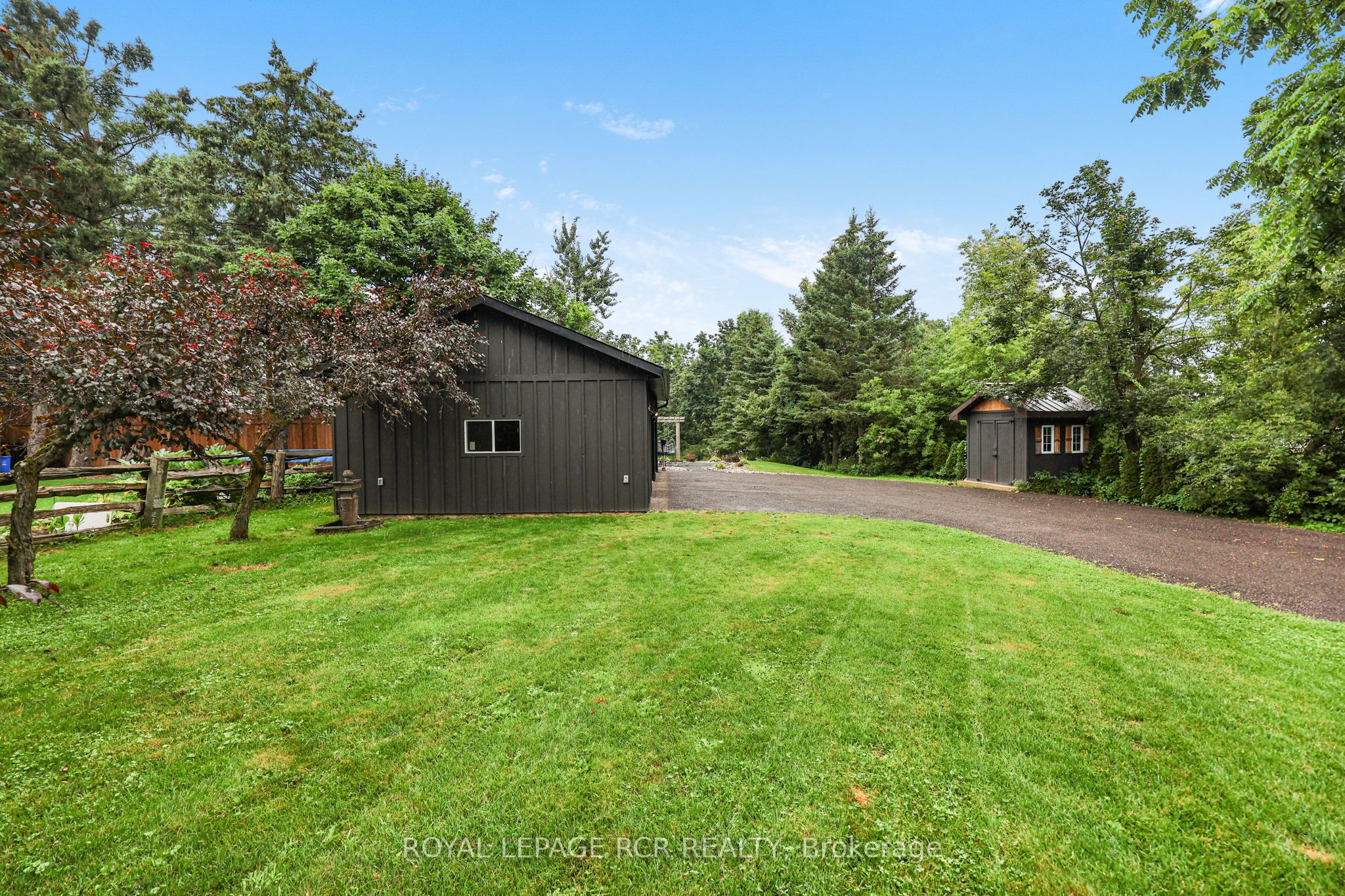598319 2nd Line West Line Property Photo 34