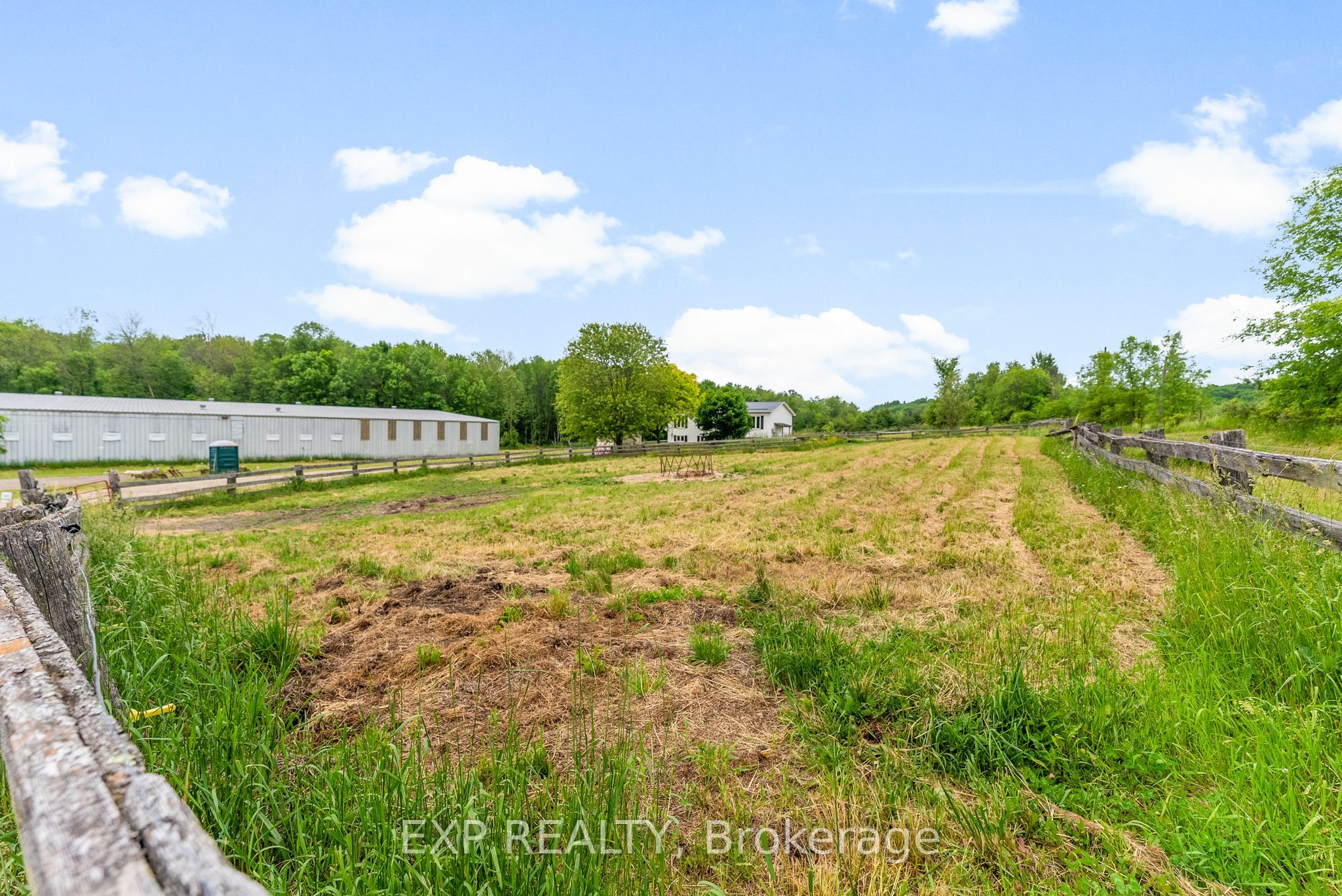20771 Highway No. 17 Property Photo 8
