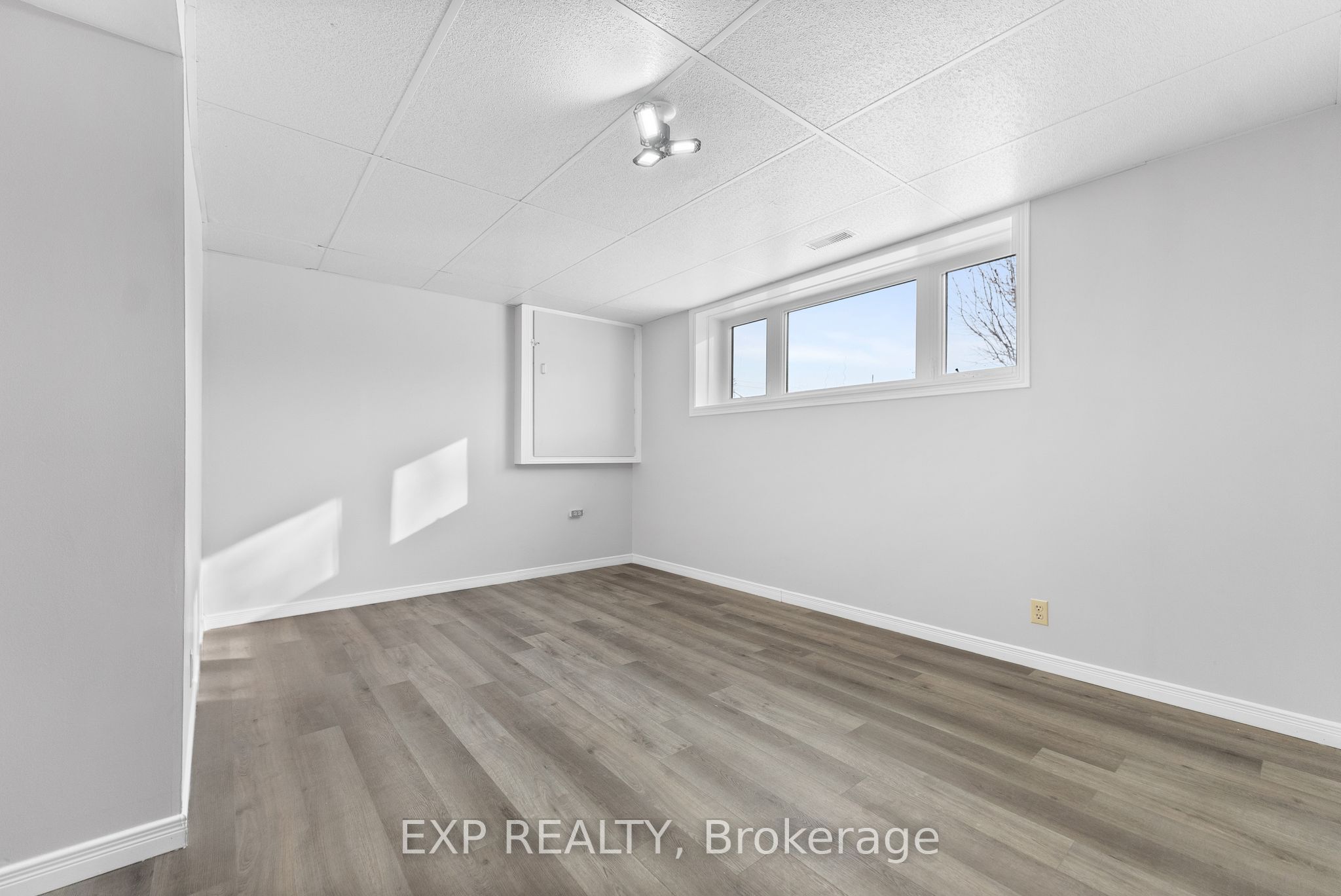 20771 Highway No. 17 Property Photo 39
