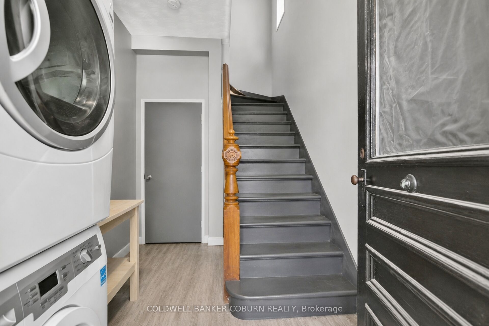 698 Cooper Street Property Photo 18