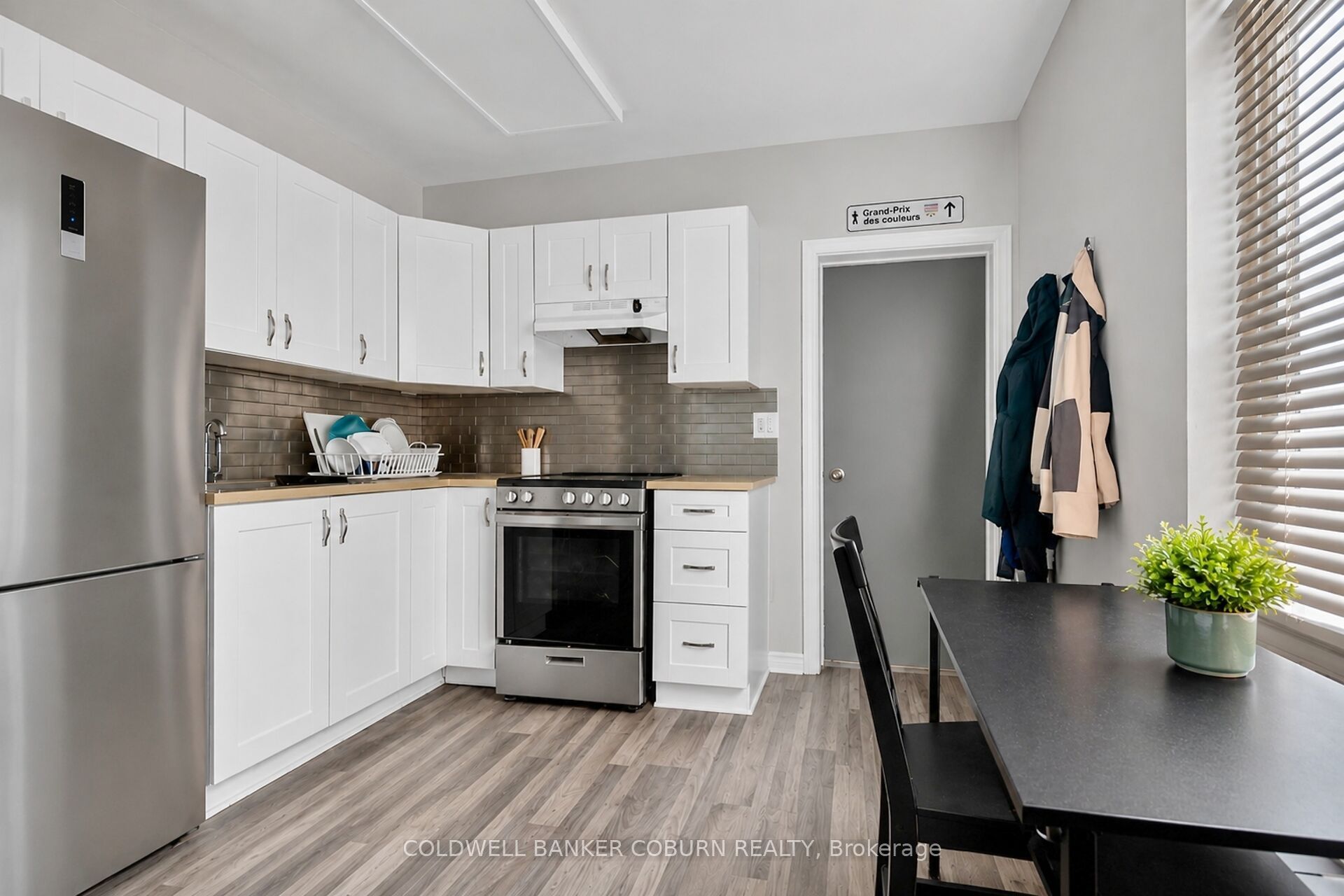 698 Cooper Street Property Photo 19