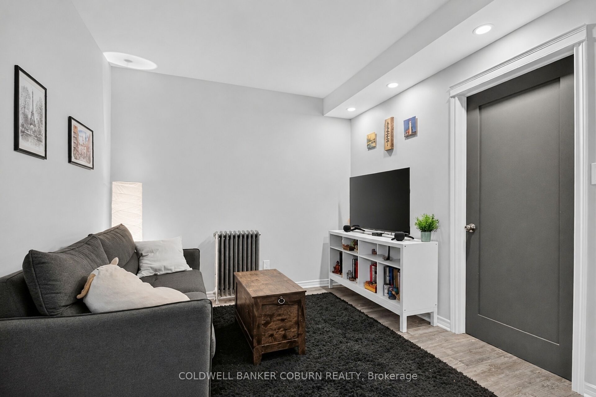 698 Cooper Street Property Photo 25