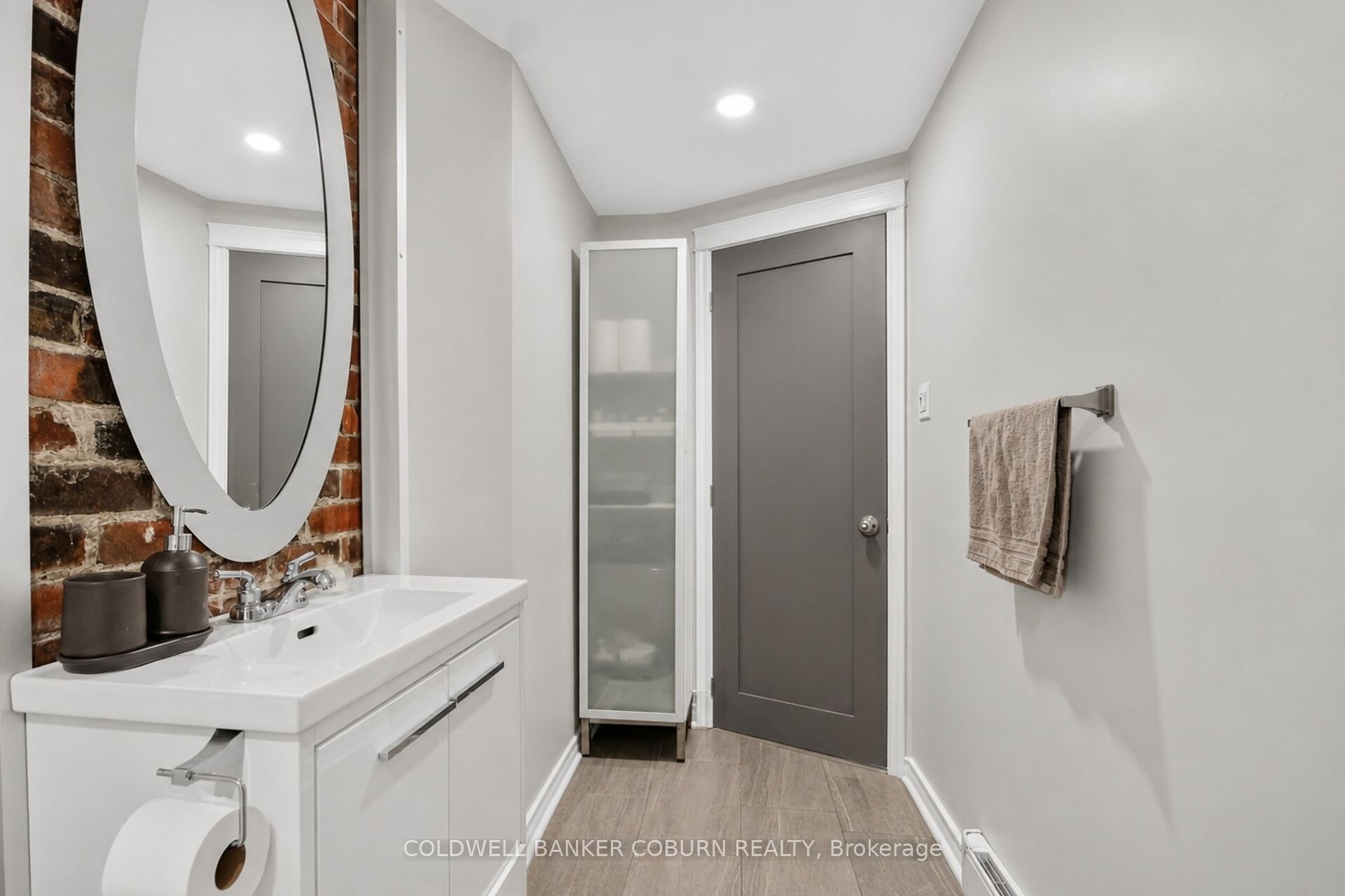 698 Cooper Street Property Photo 33