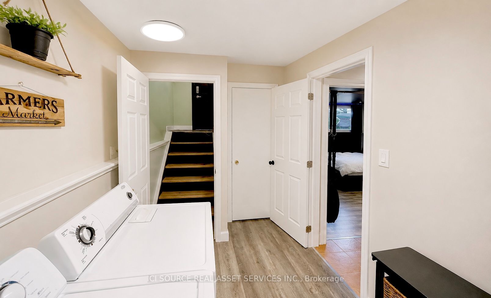 34 Grantham Avenue Property Photo 15