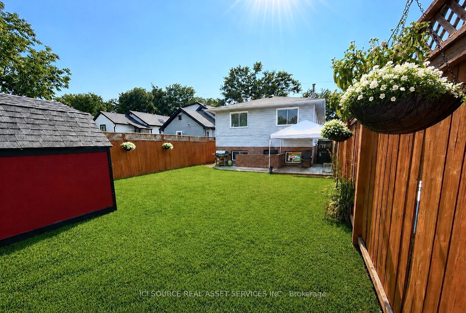 34 Grantham Avenue Property Photo 27