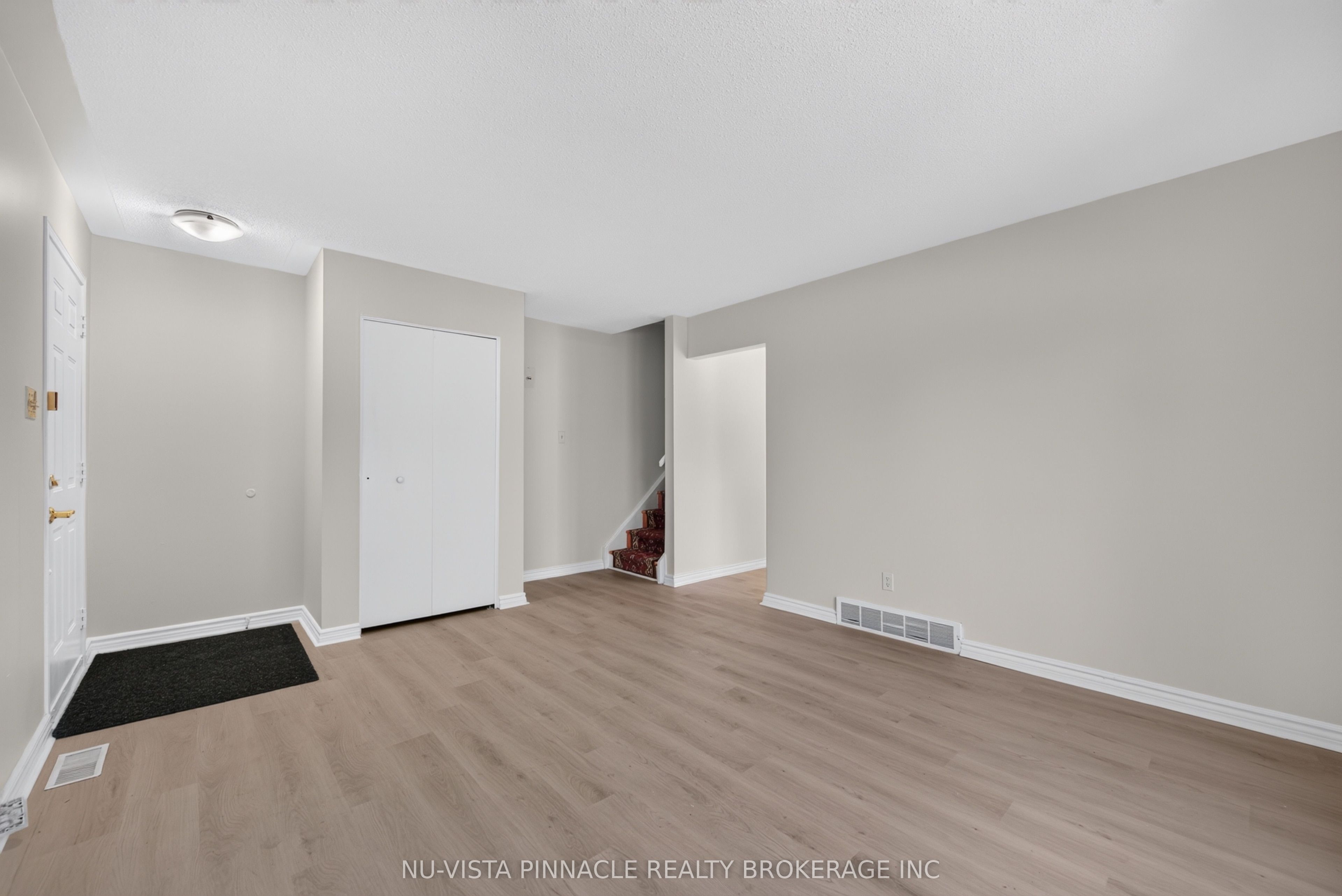 69 Conway Drive Property Photo 6