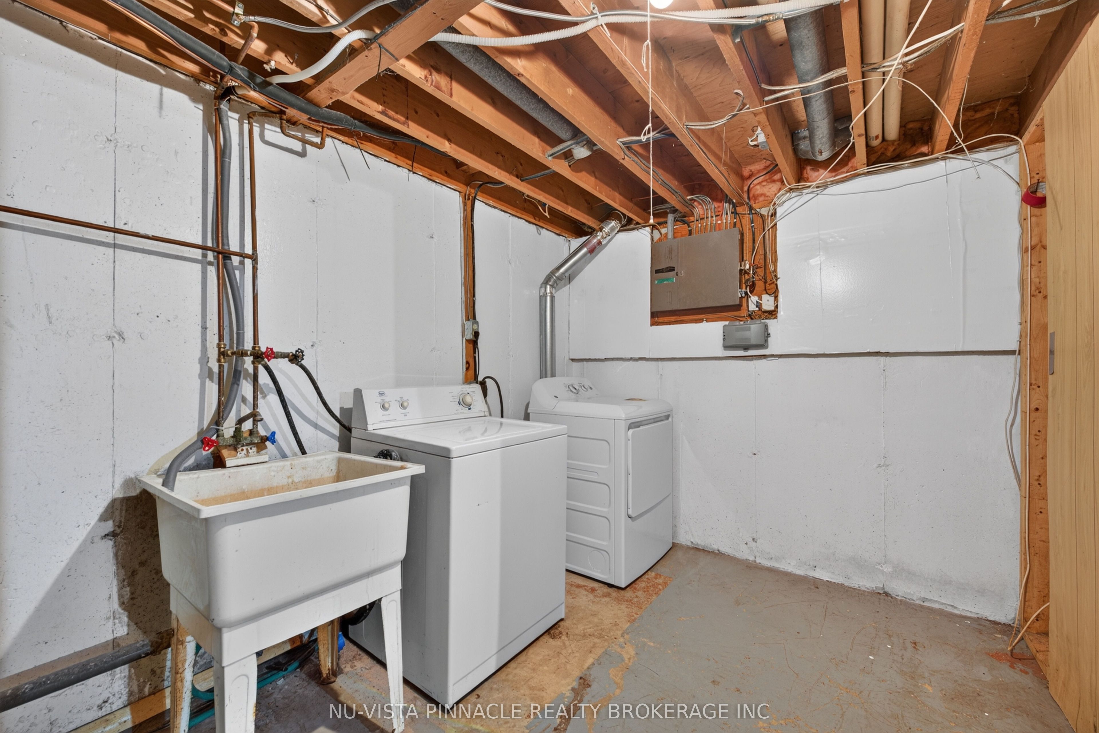 69 Conway Drive Property Photo 27