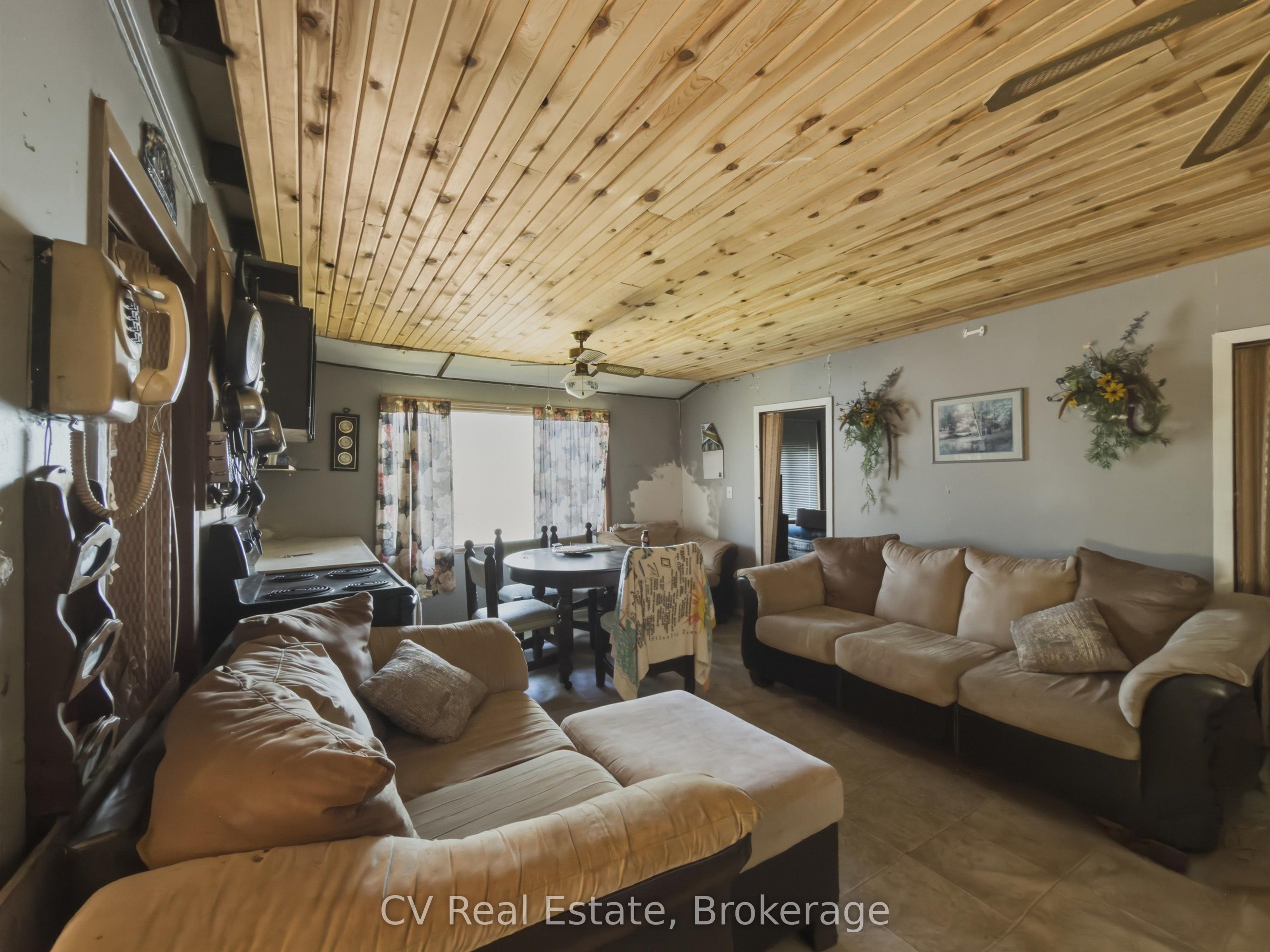 109 Black Bear Road Property Photo 18