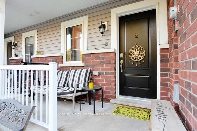 150 Winters Way Property Photo 4
