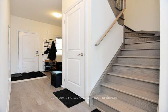 150 Winters Way Property Photo 7