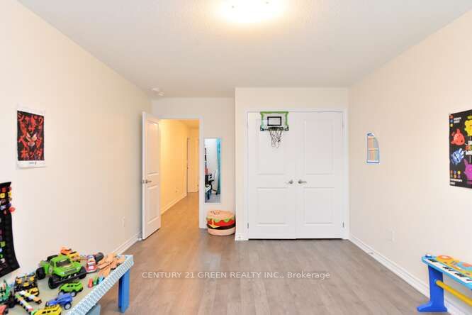 150 Winters Way Property Photo 43