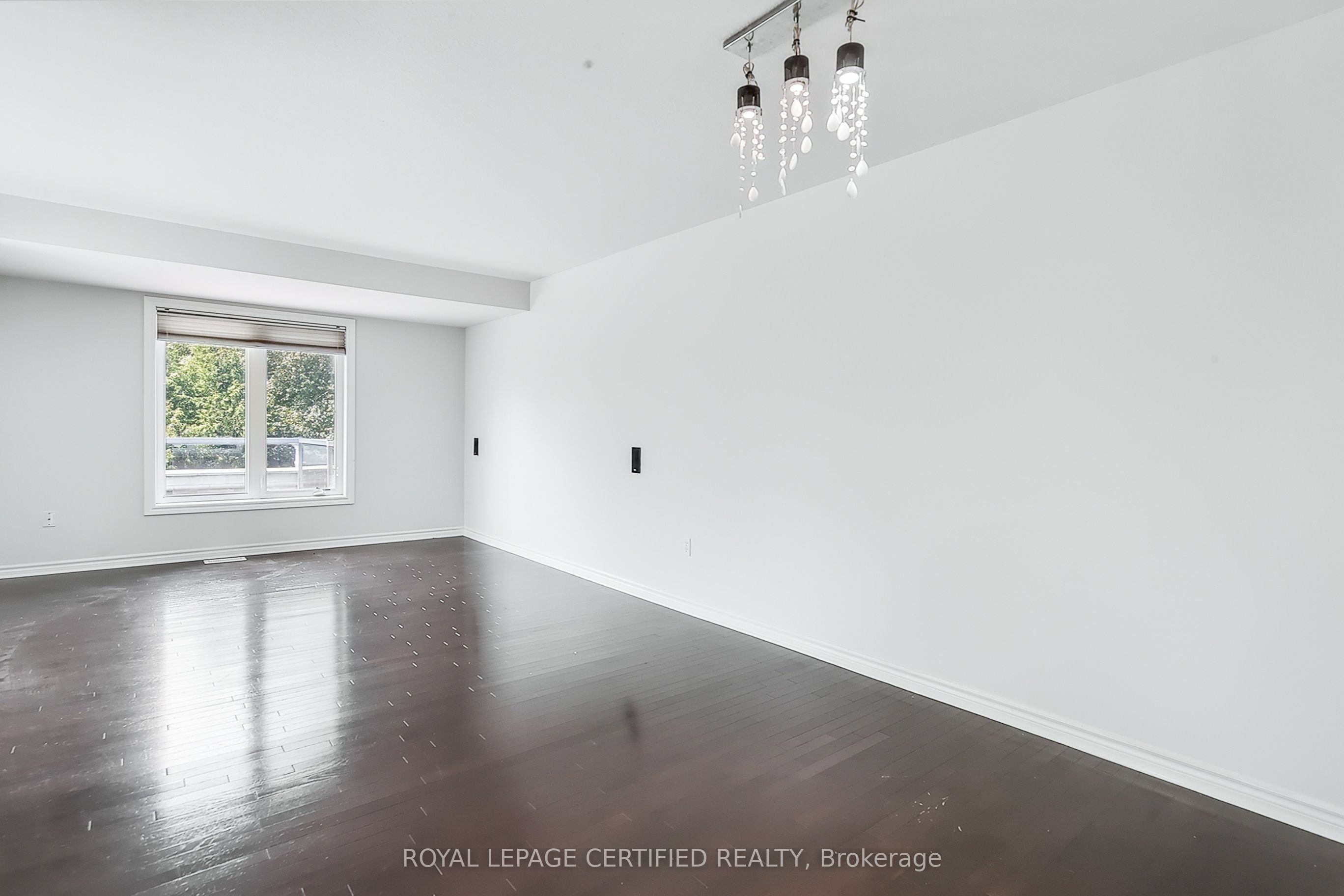37 Wilkie Crescent Property Photo 8