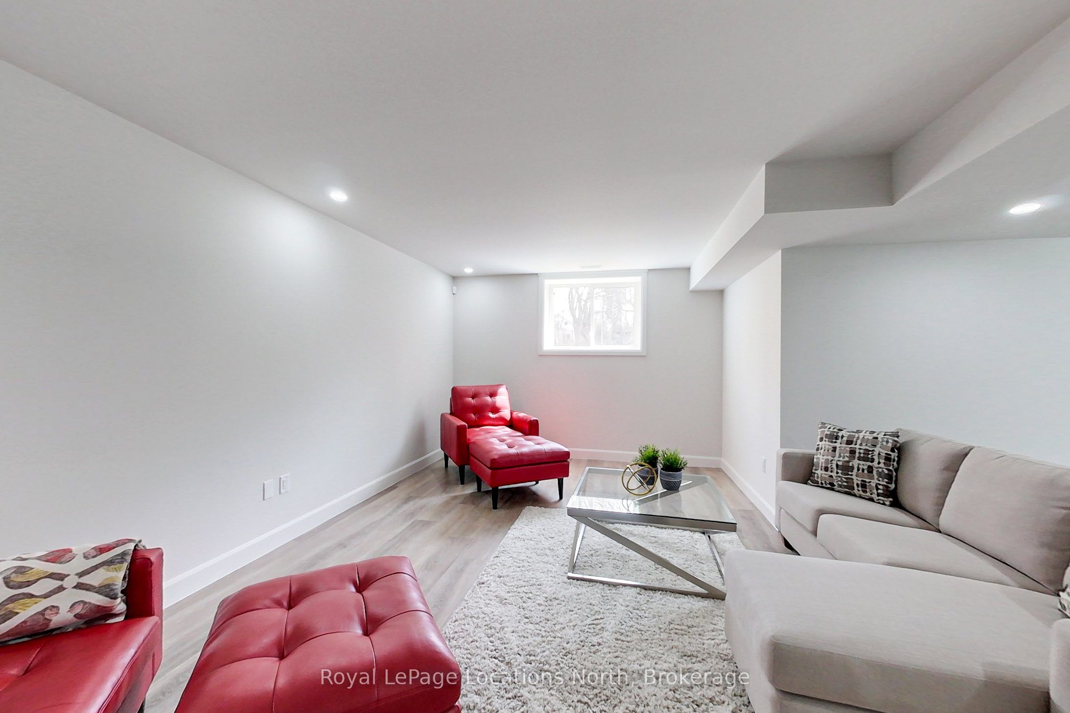 145 Boucher Street E Property Photo 22
