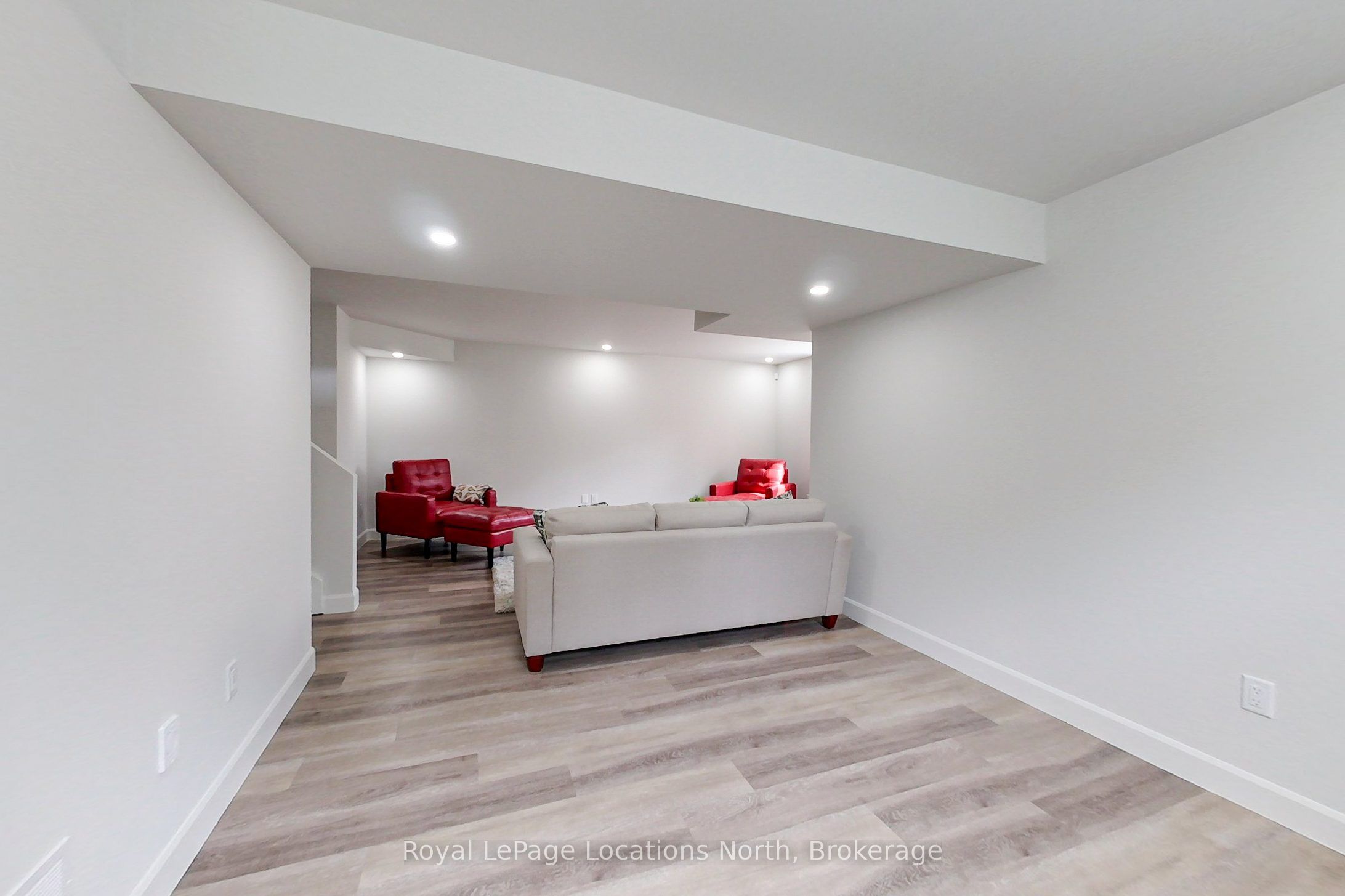 145 Boucher Street E Property Photo 23