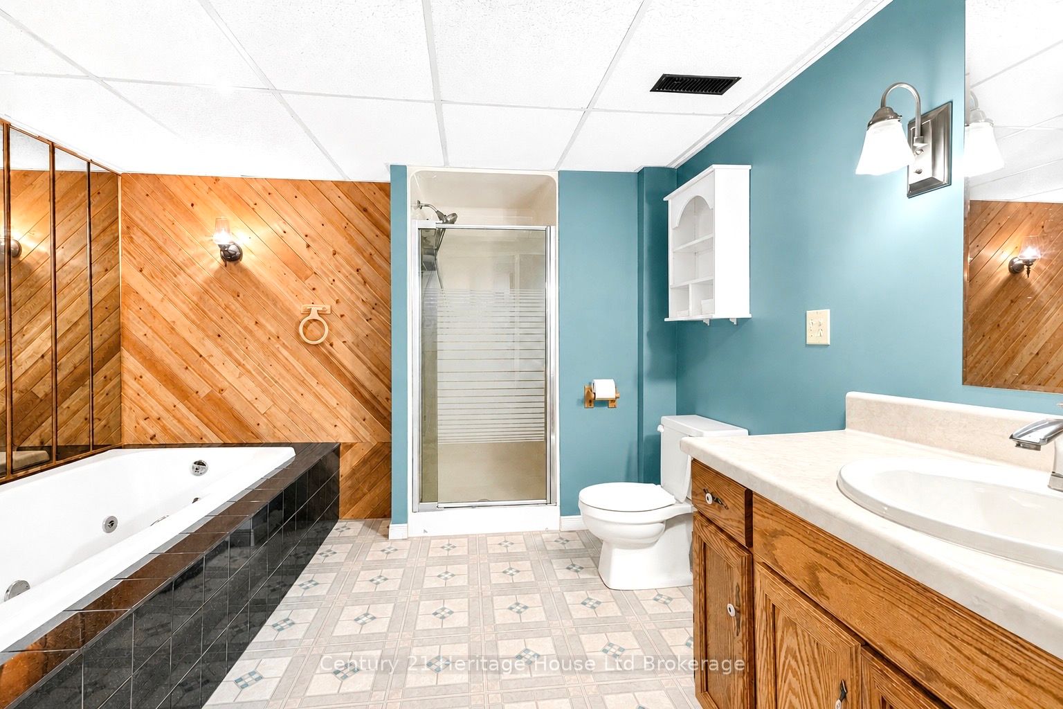 18 Locust Crescent Property Photo 20