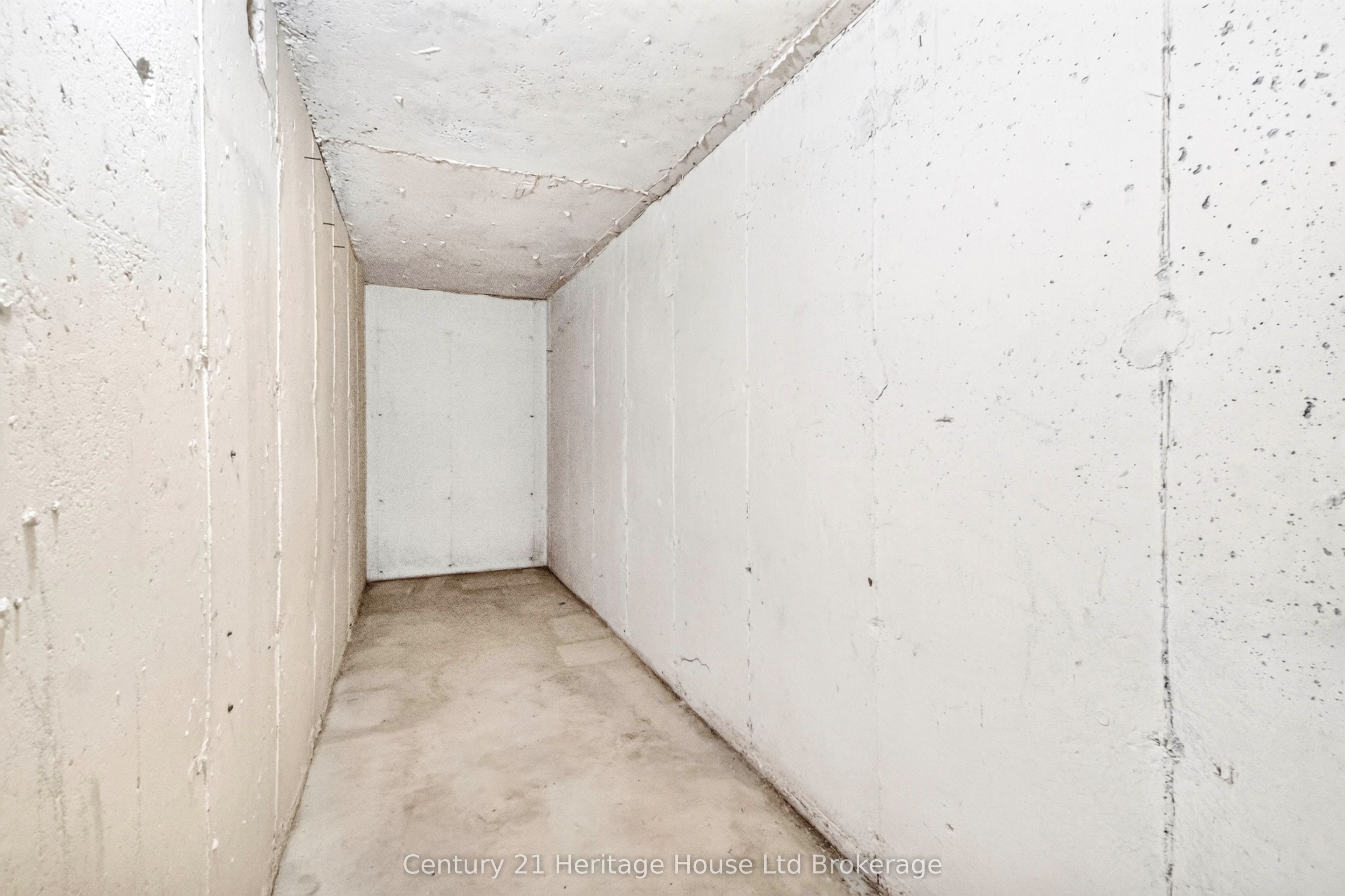 18 Locust Crescent Property Photo 22