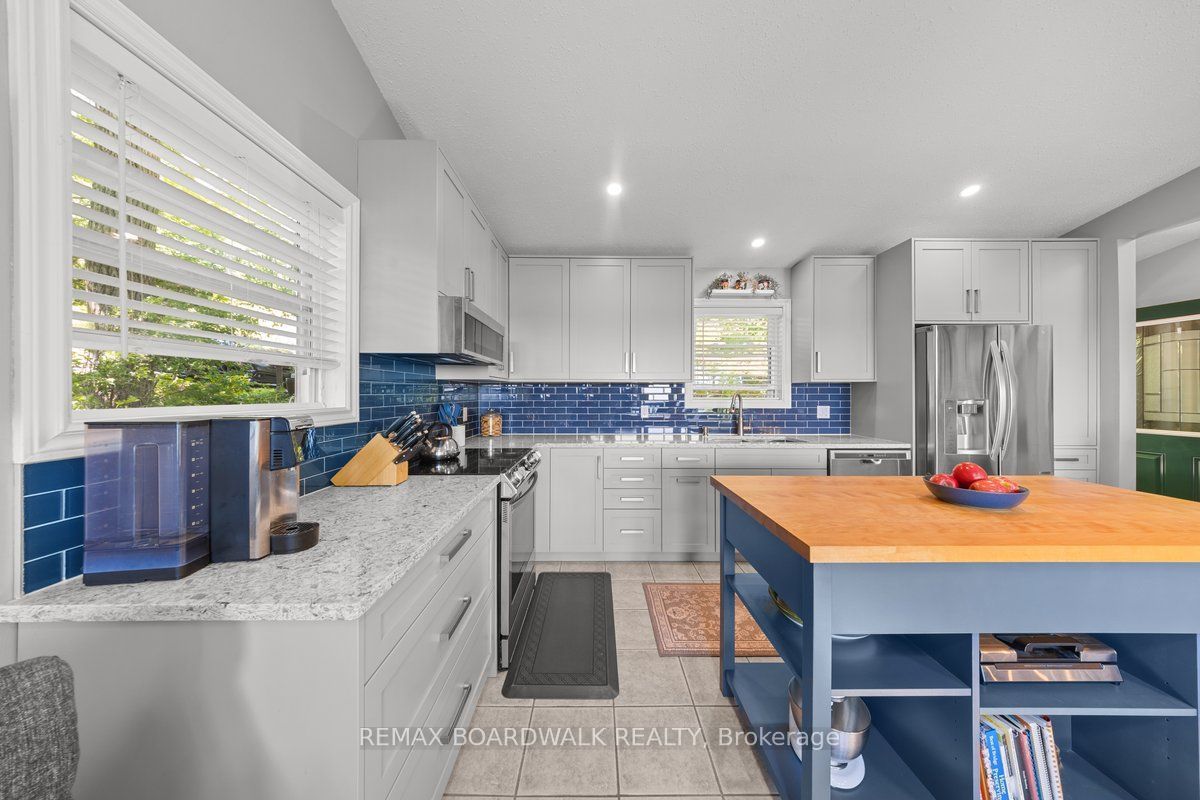 781 North Shore Road Property Photo 10