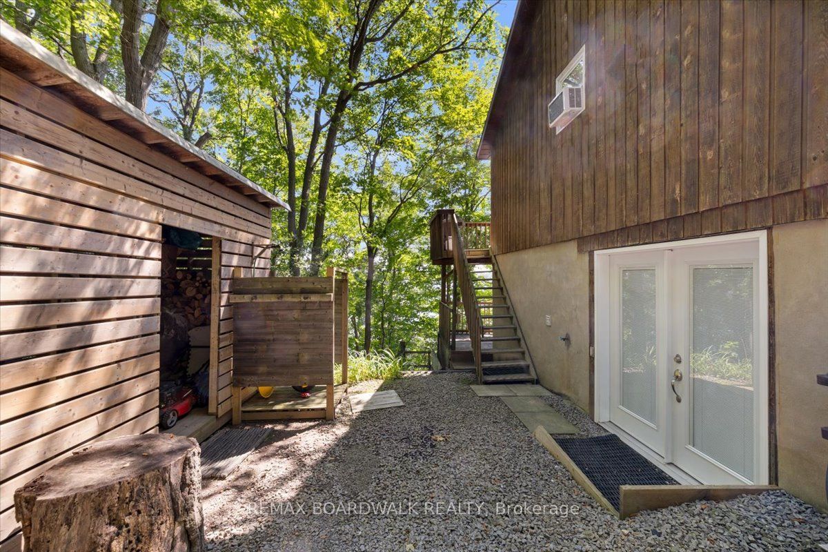 781 North Shore Road Property Photo 37