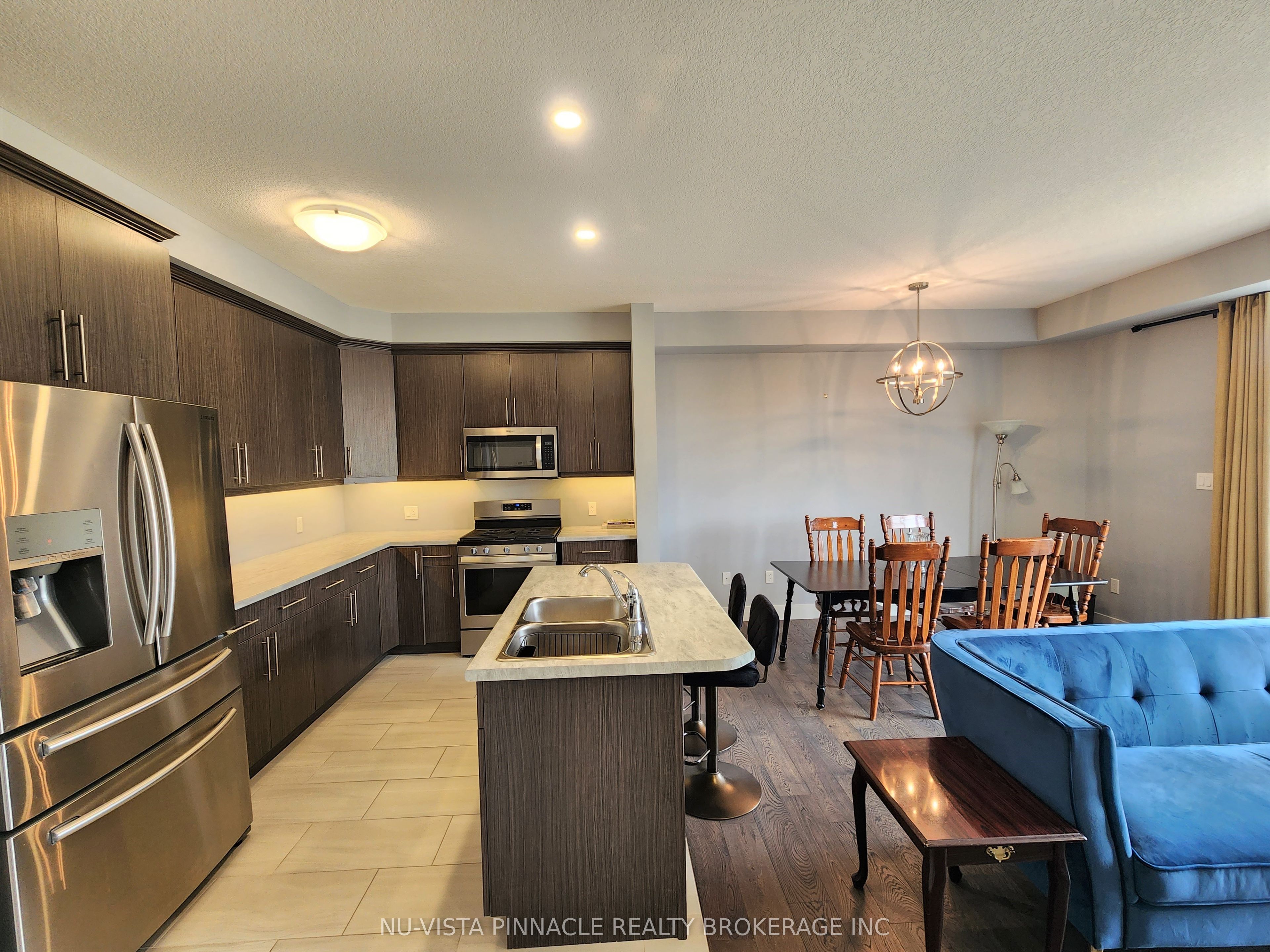 2424 Irish Moss Road Property Photo 8